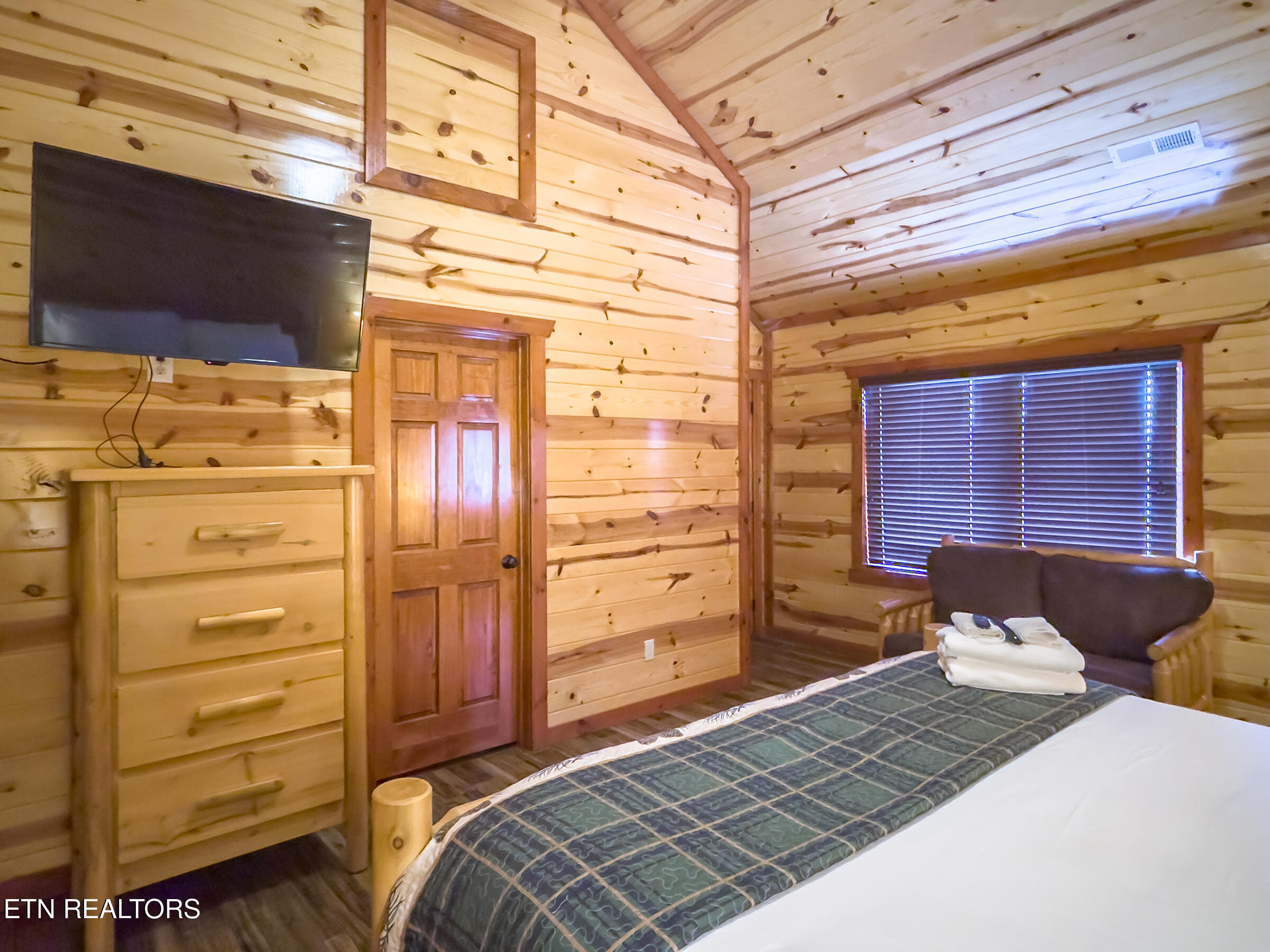 2316 Boulder Way Sevierville TN 37862