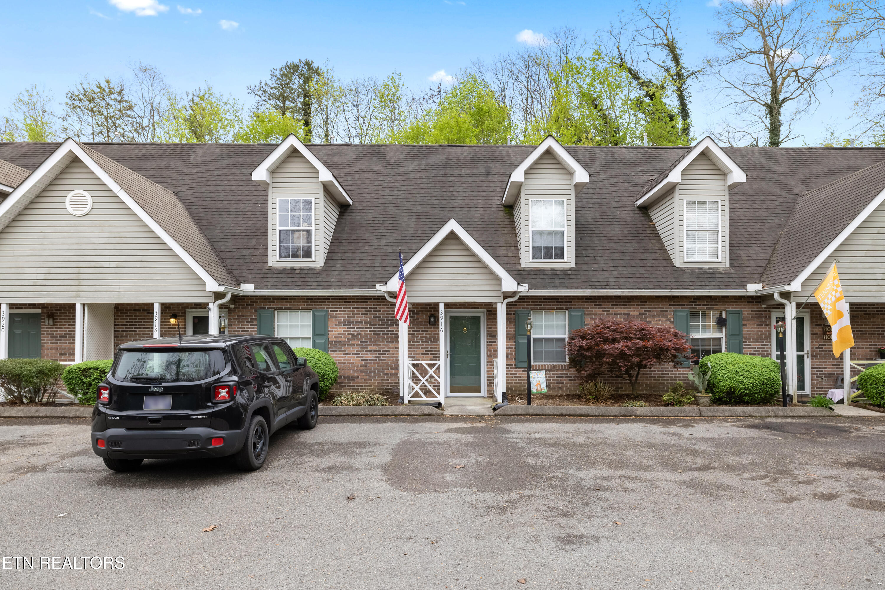 3916 Valley Creek Way Knoxville TN 37918