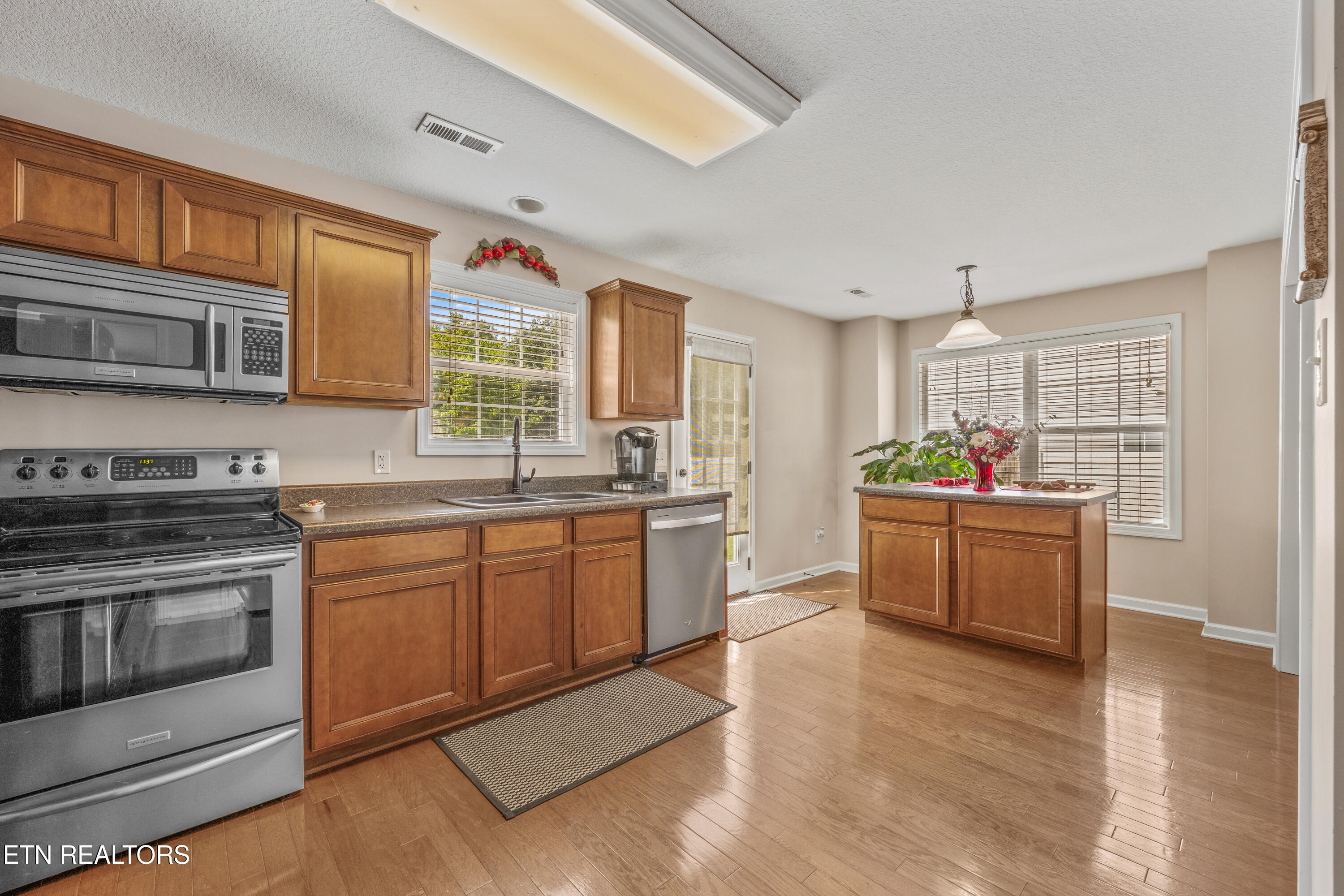 5918 Gray Gables Drive Knoxville TN 37931