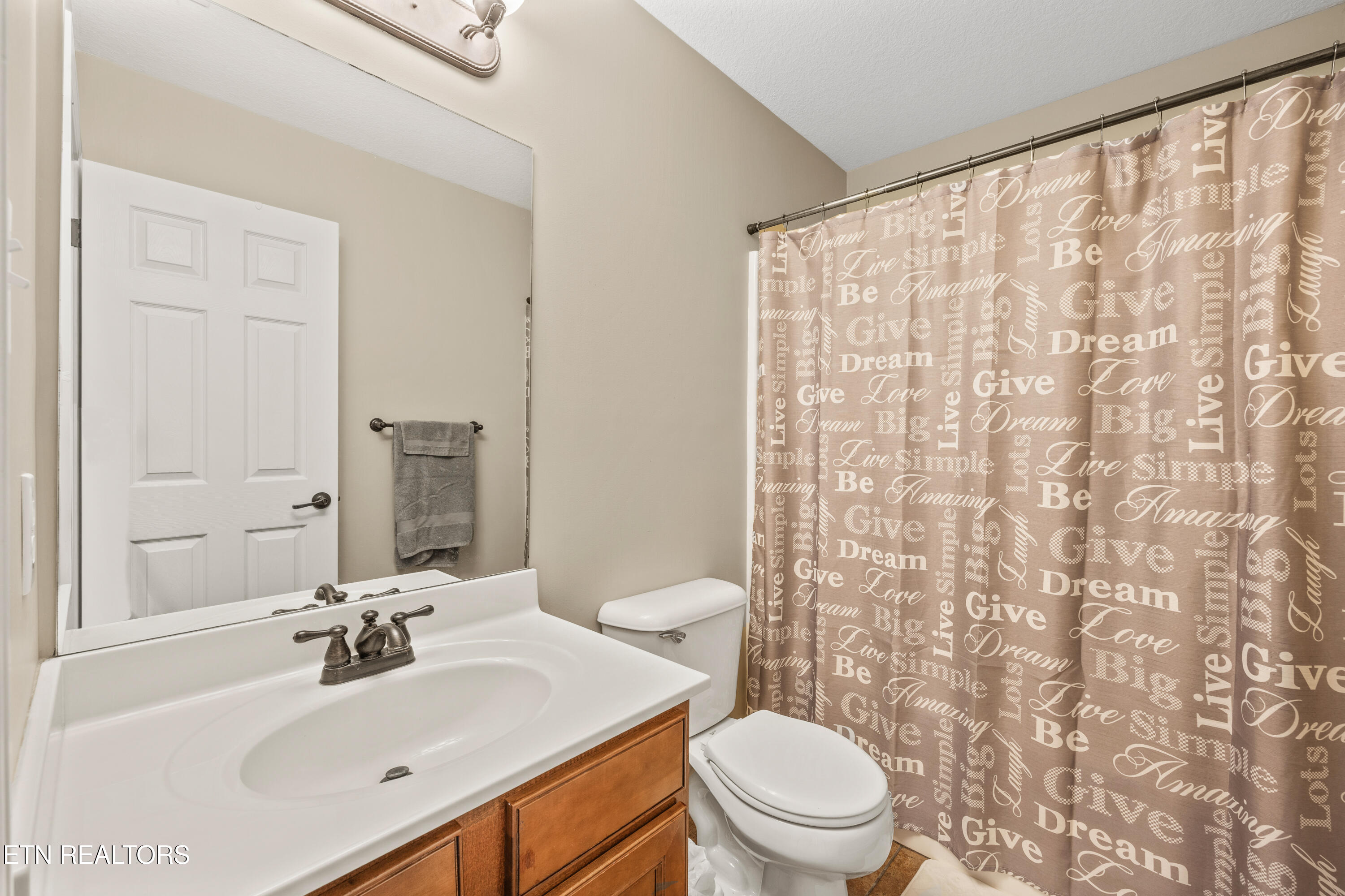 5918 Gray Gables Drive Knoxville TN 37931