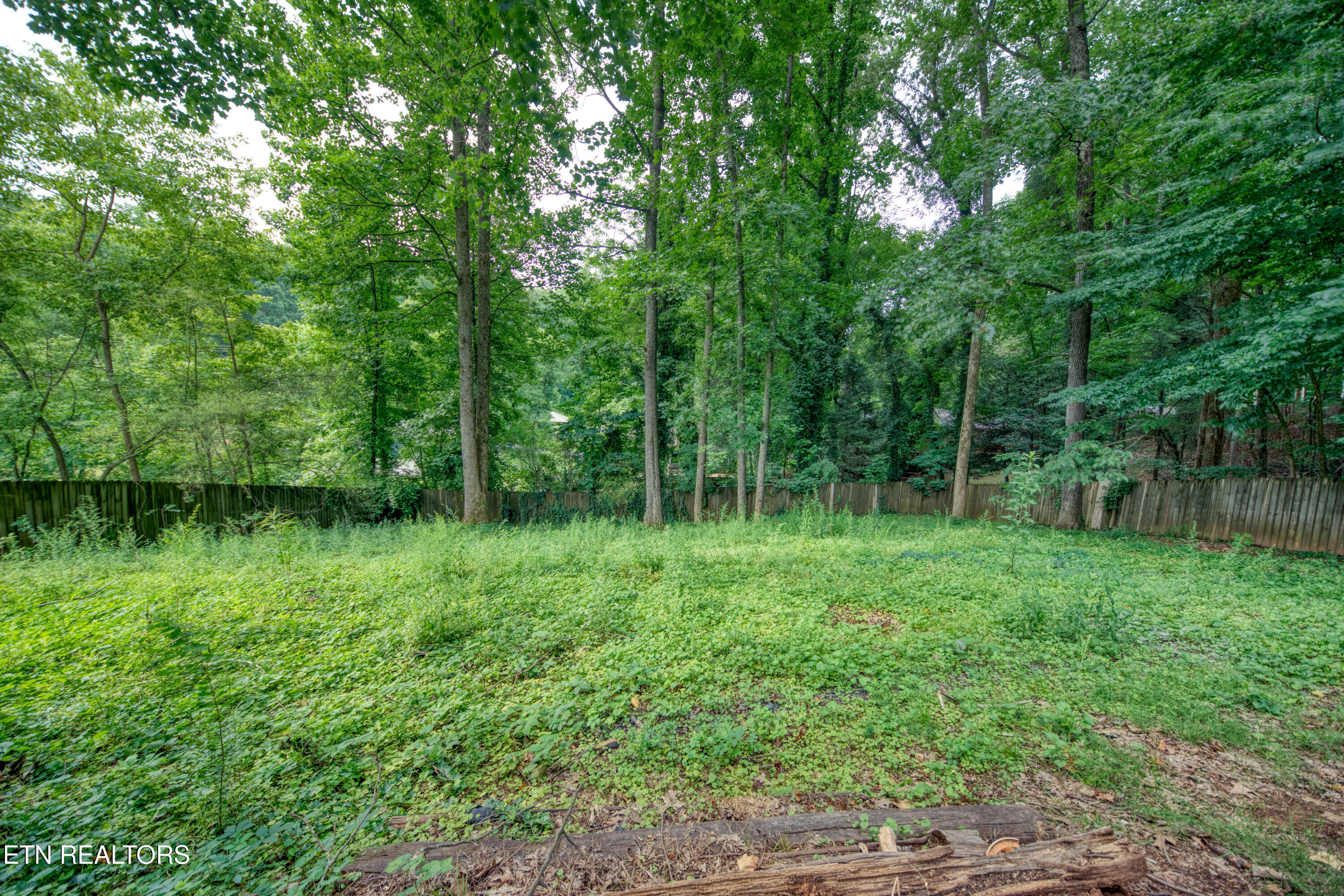 355 Walnut Valley Road Clinton TN 37716