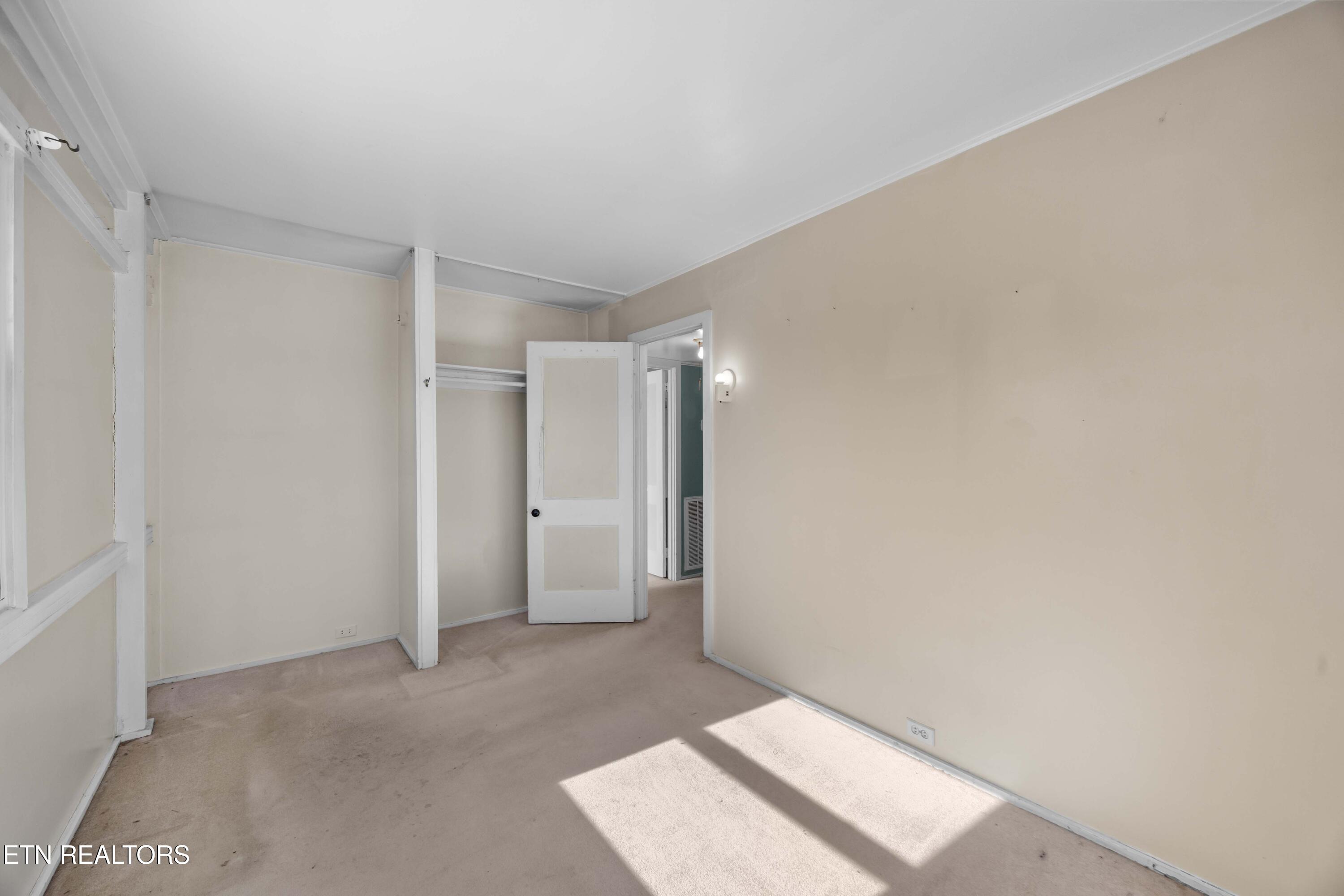 102 Glendale Lane Oak Ridge TN 37830
