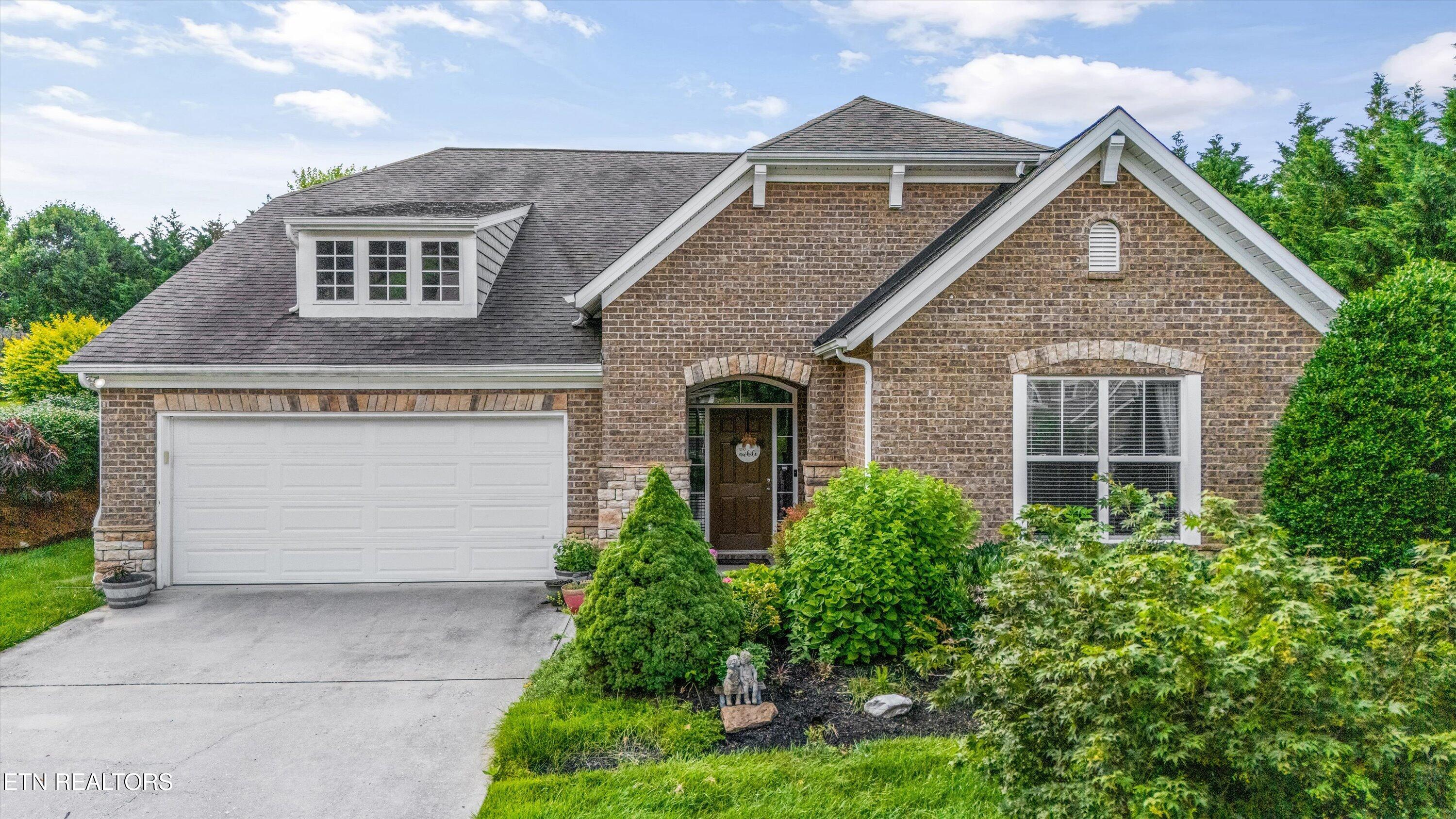 11218 Fox Brook Lane Knoxville TN 37932