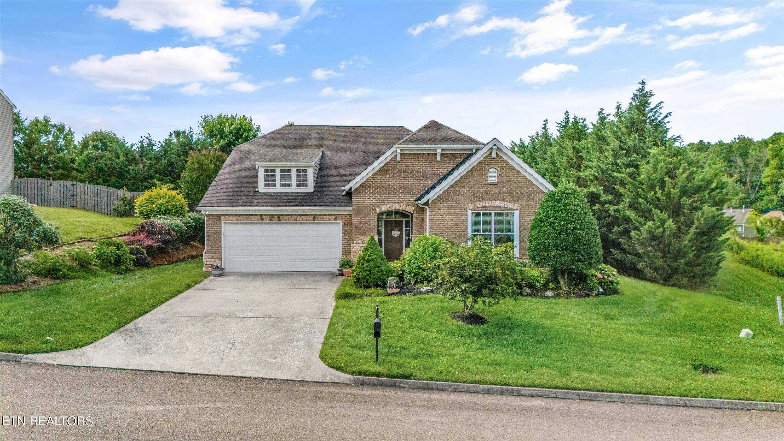 11218 Fox Brook Lane Knoxville TN 37932