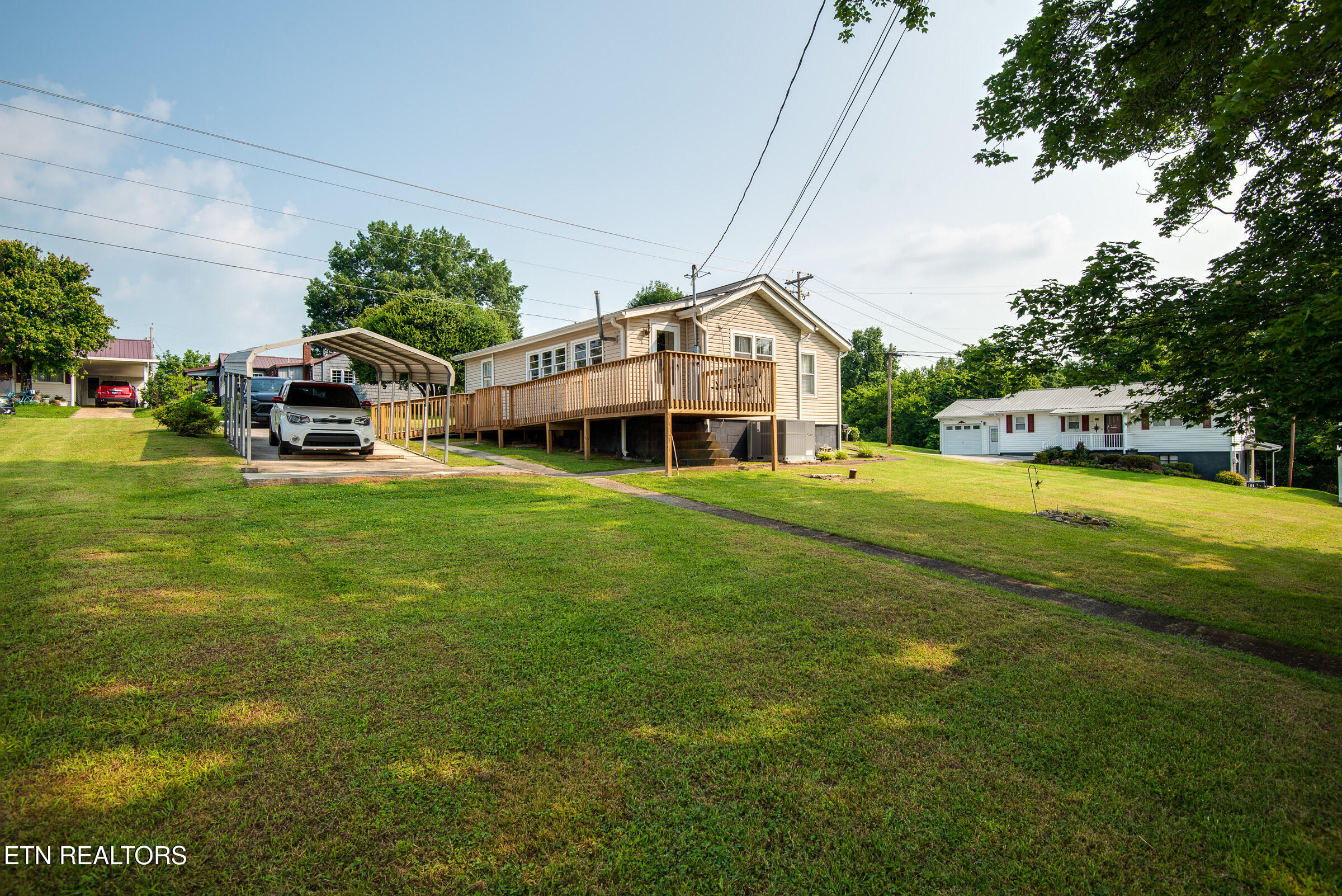 102 O Street Lenoir City TN 37771