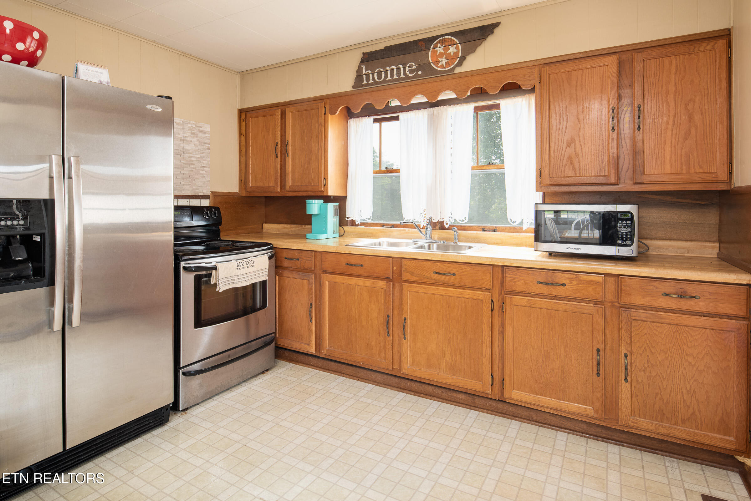 102 O Street Lenoir City TN 37771