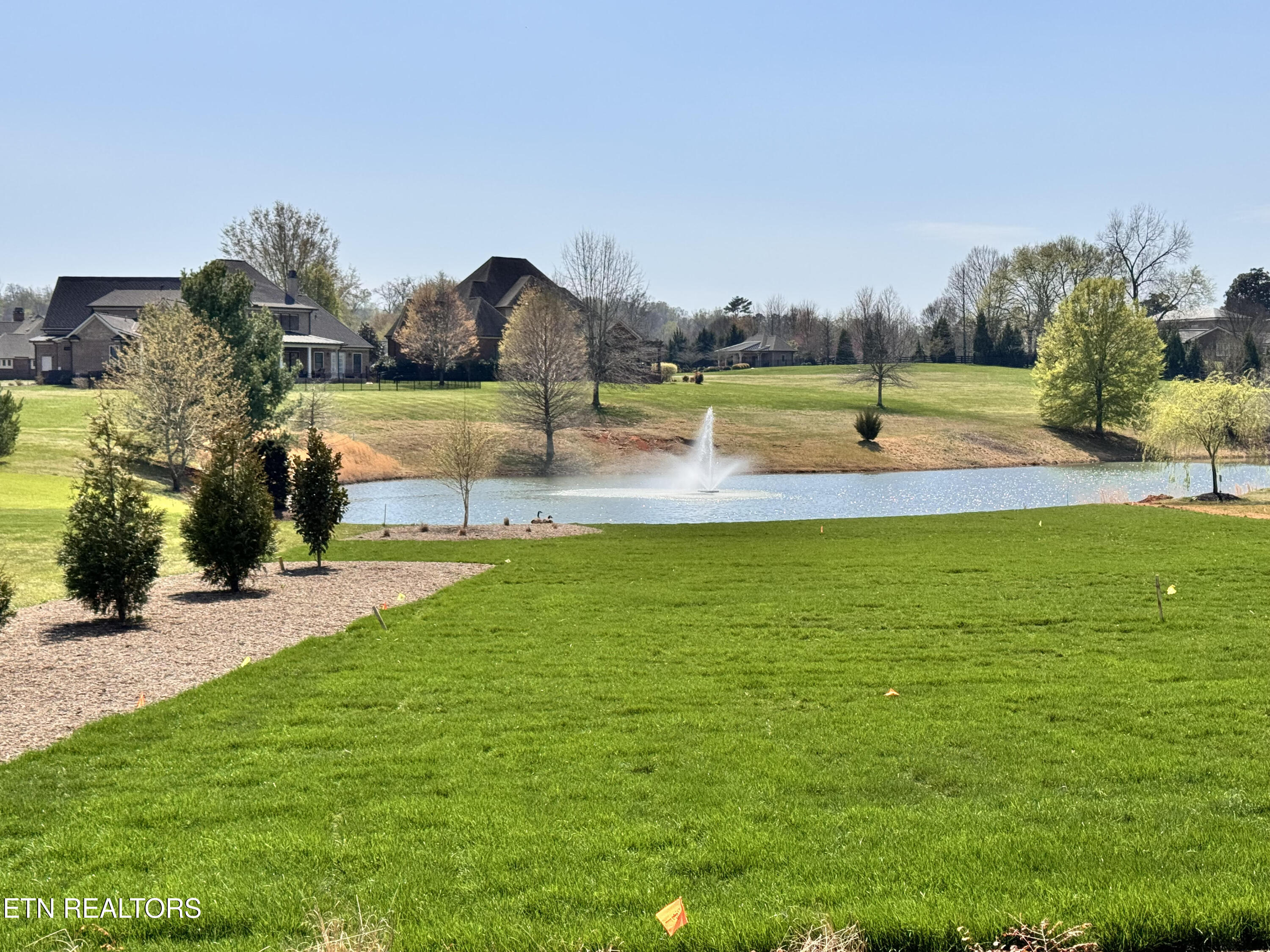 3741 Edgewater Way Louisville TN 37777
