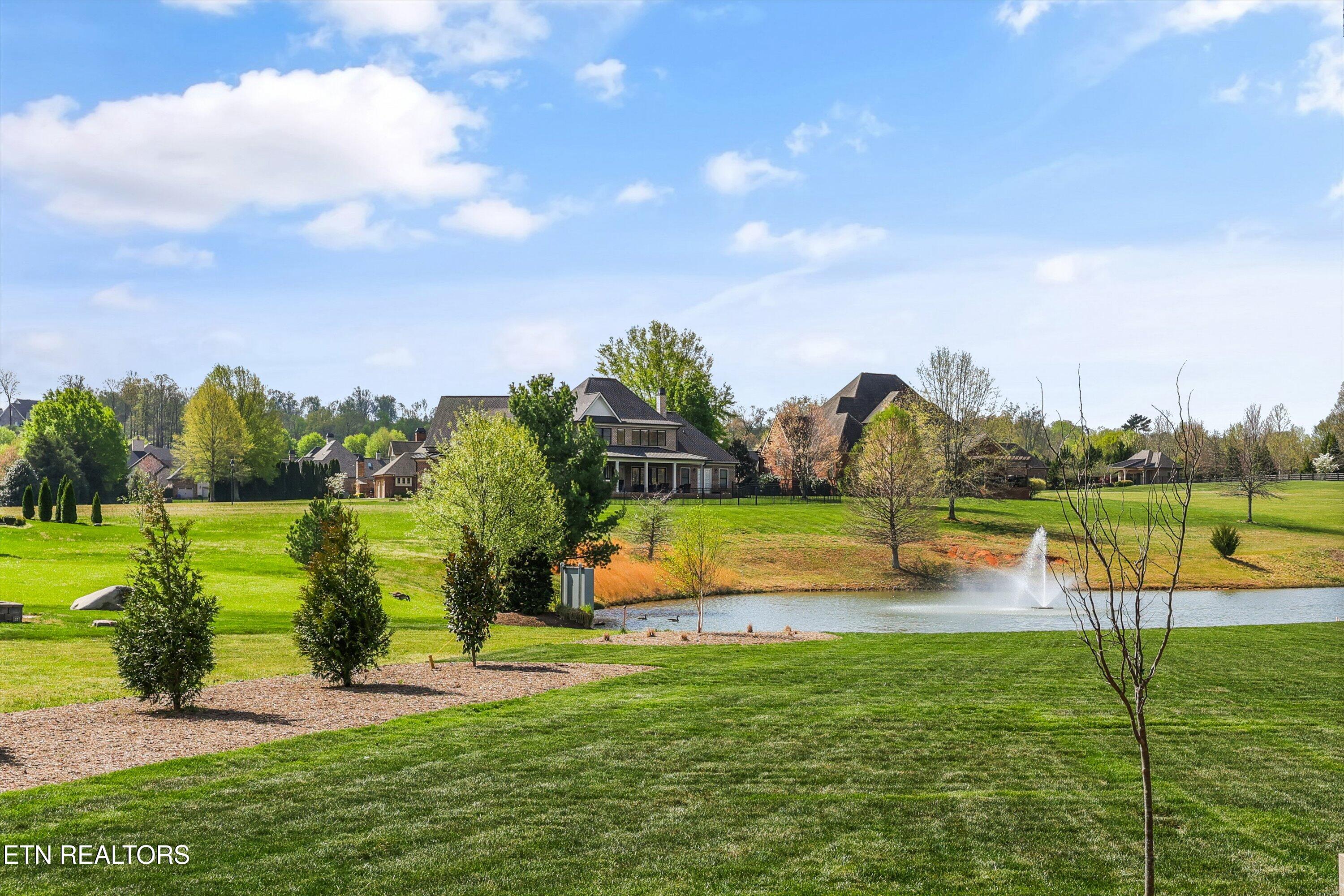 3741 Edgewater Way Louisville TN 37777