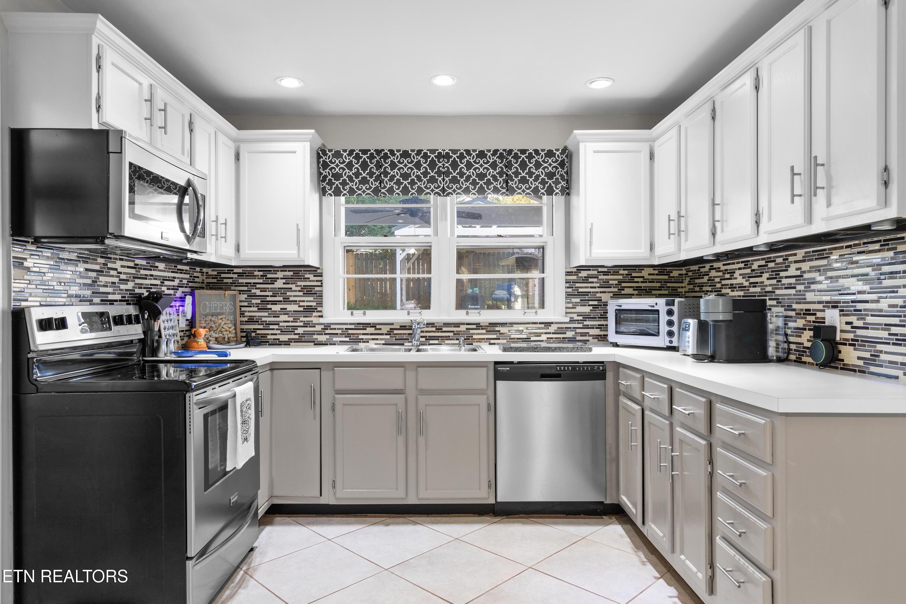 3809 Essary Drive Knoxville TN 37918