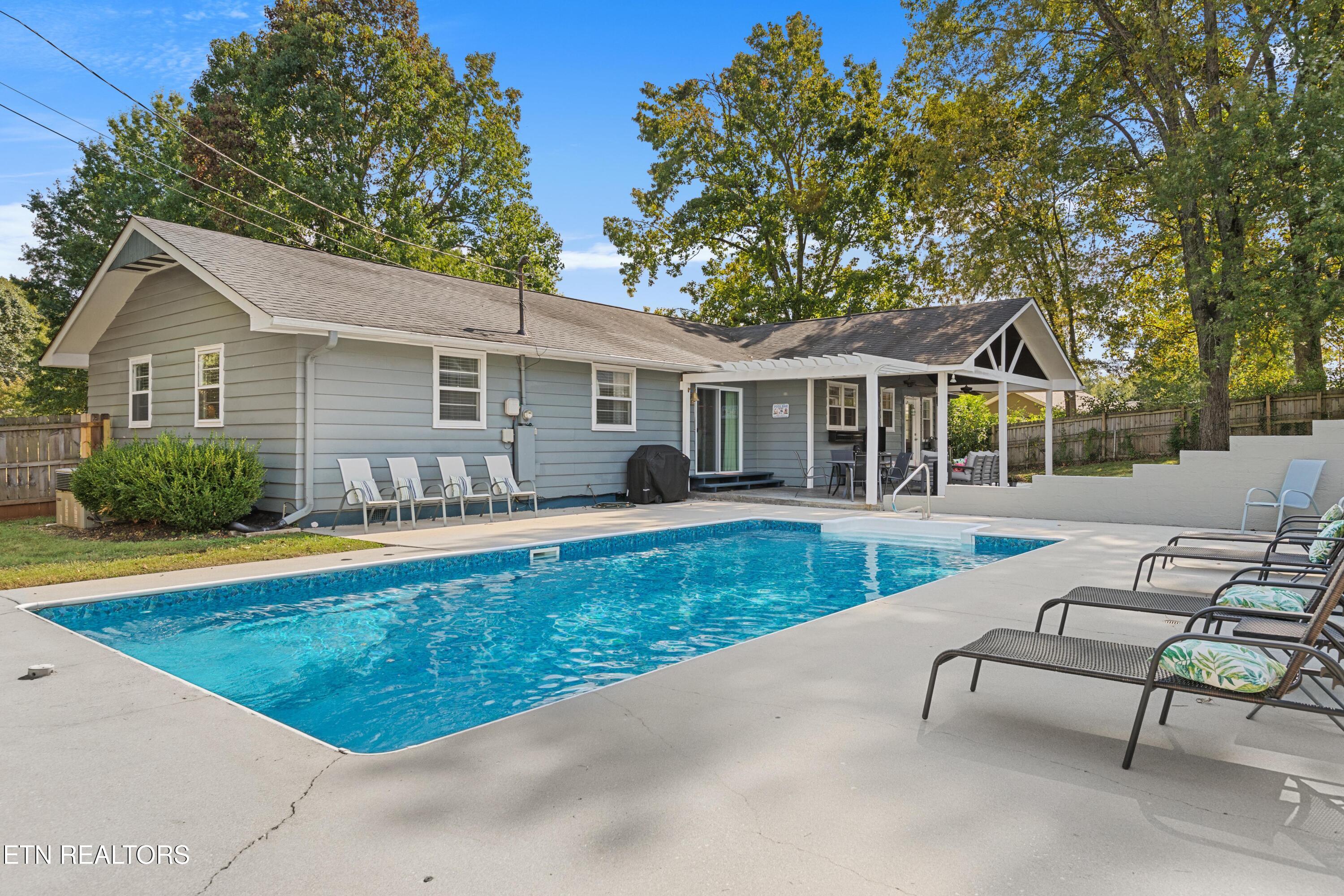 3809 Essary Drive Knoxville TN 37918