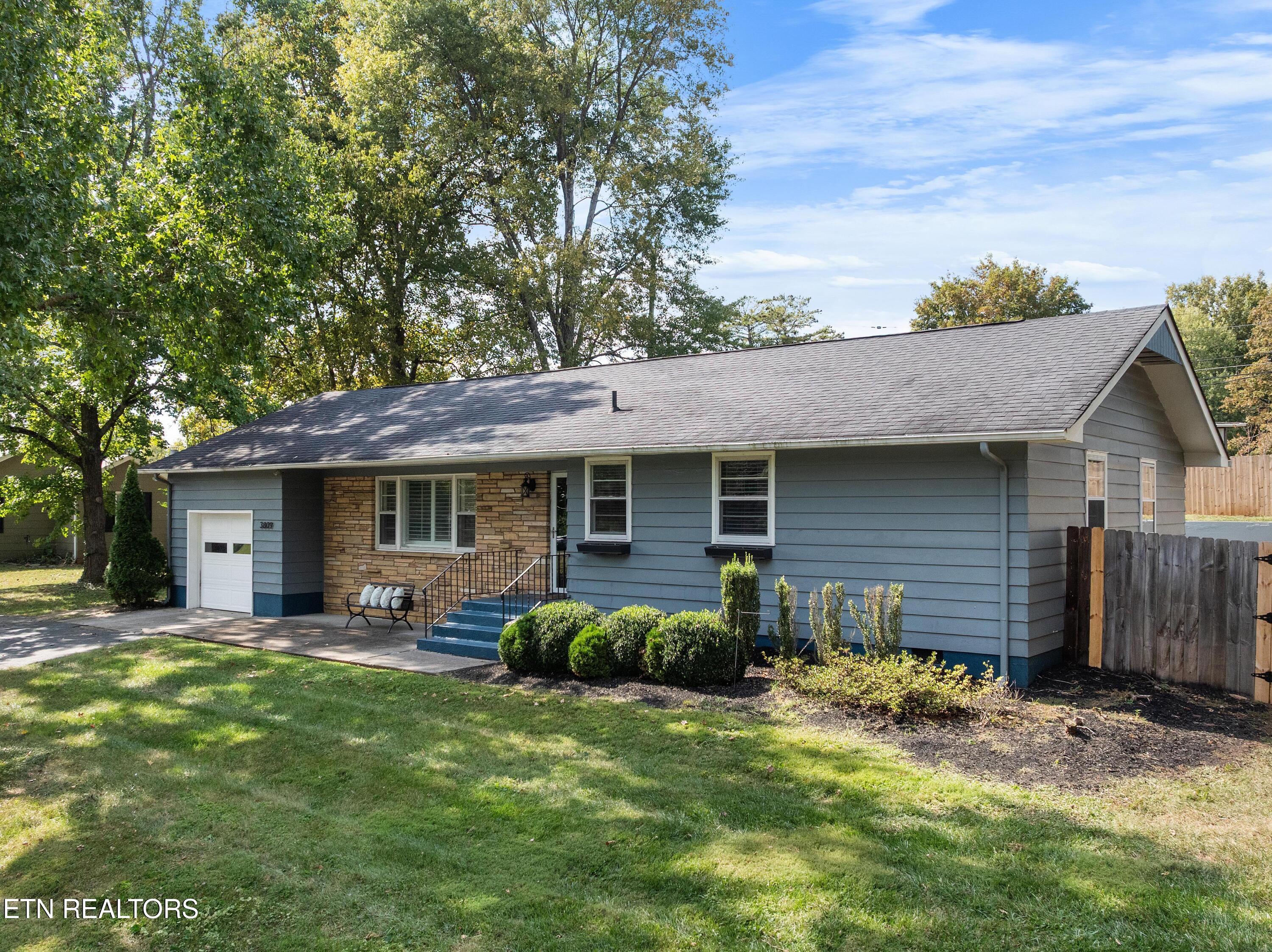 3809 Essary Drive Knoxville TN 37918