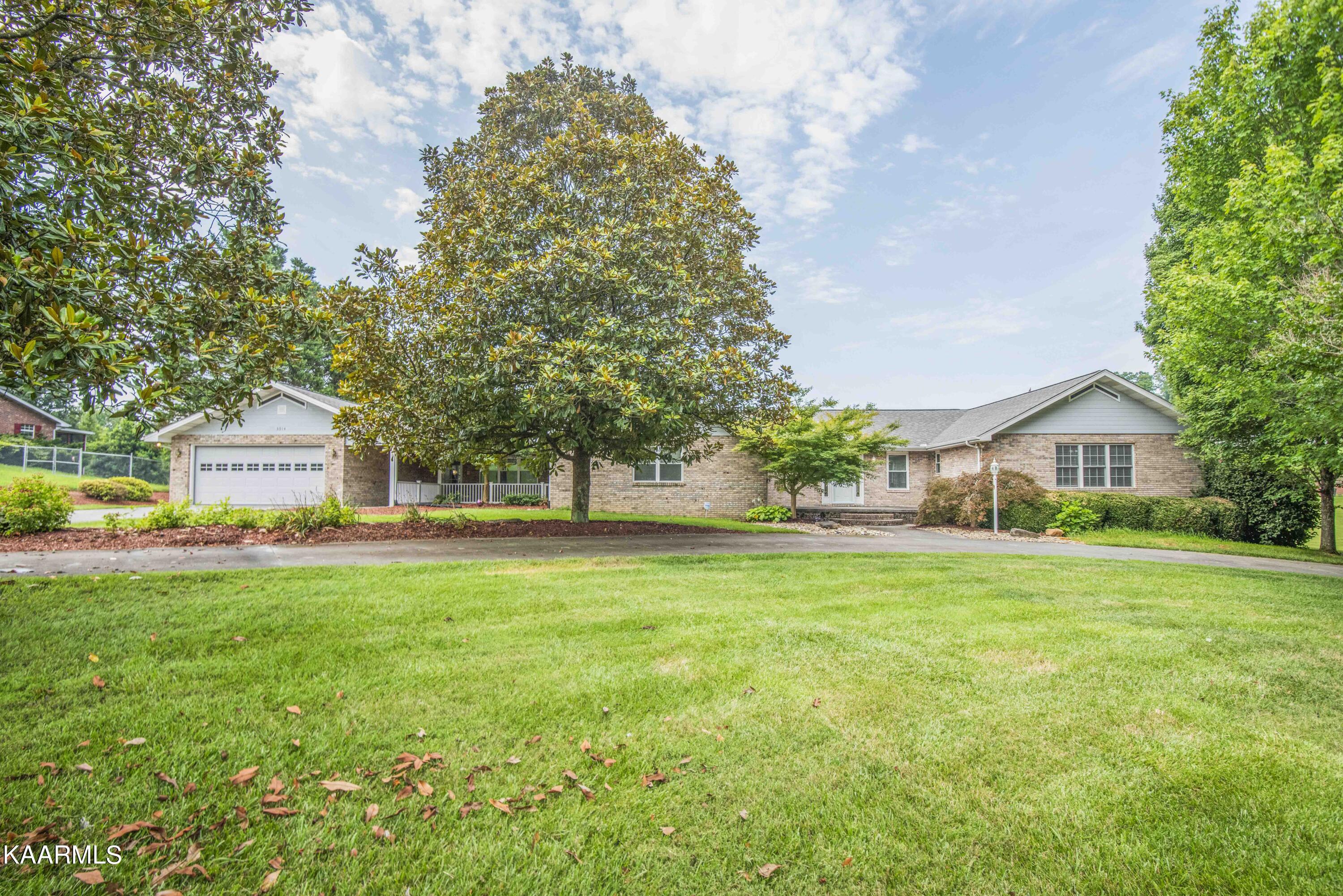 3014 Sugarwood Drive Kodak TN 37764