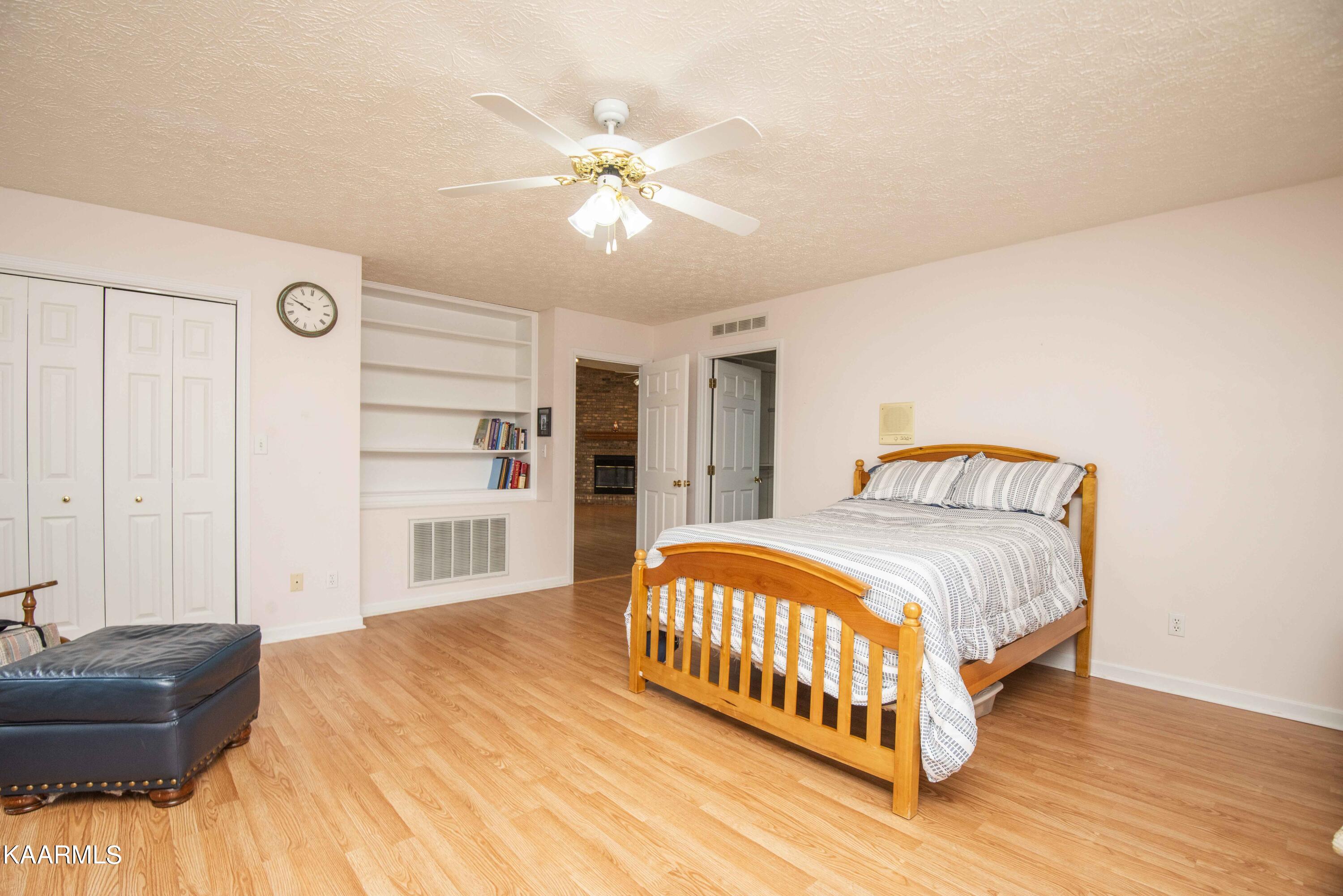 3014 Sugarwood Drive Kodak TN 37764