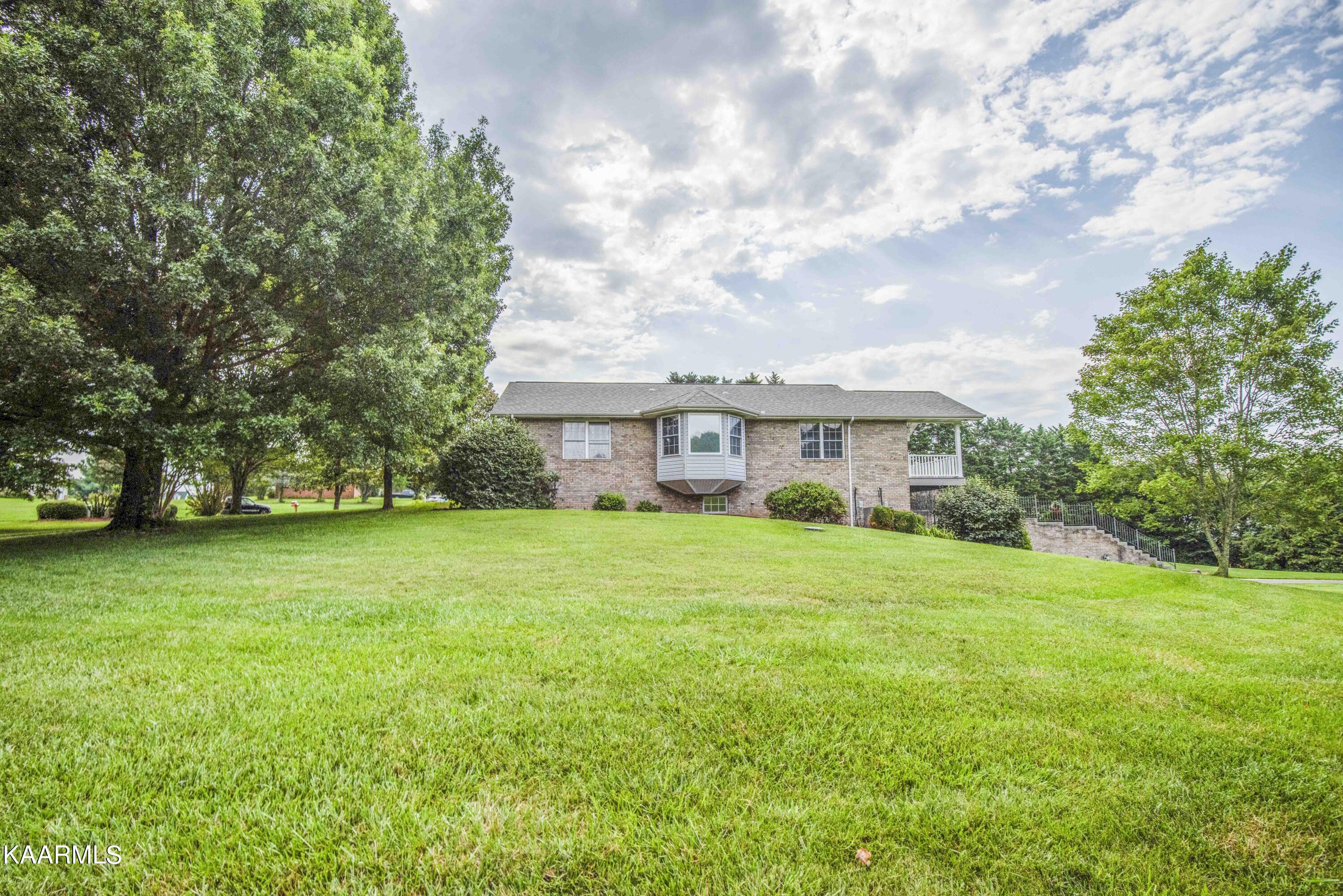 3014 Sugarwood Drive Kodak TN 37764