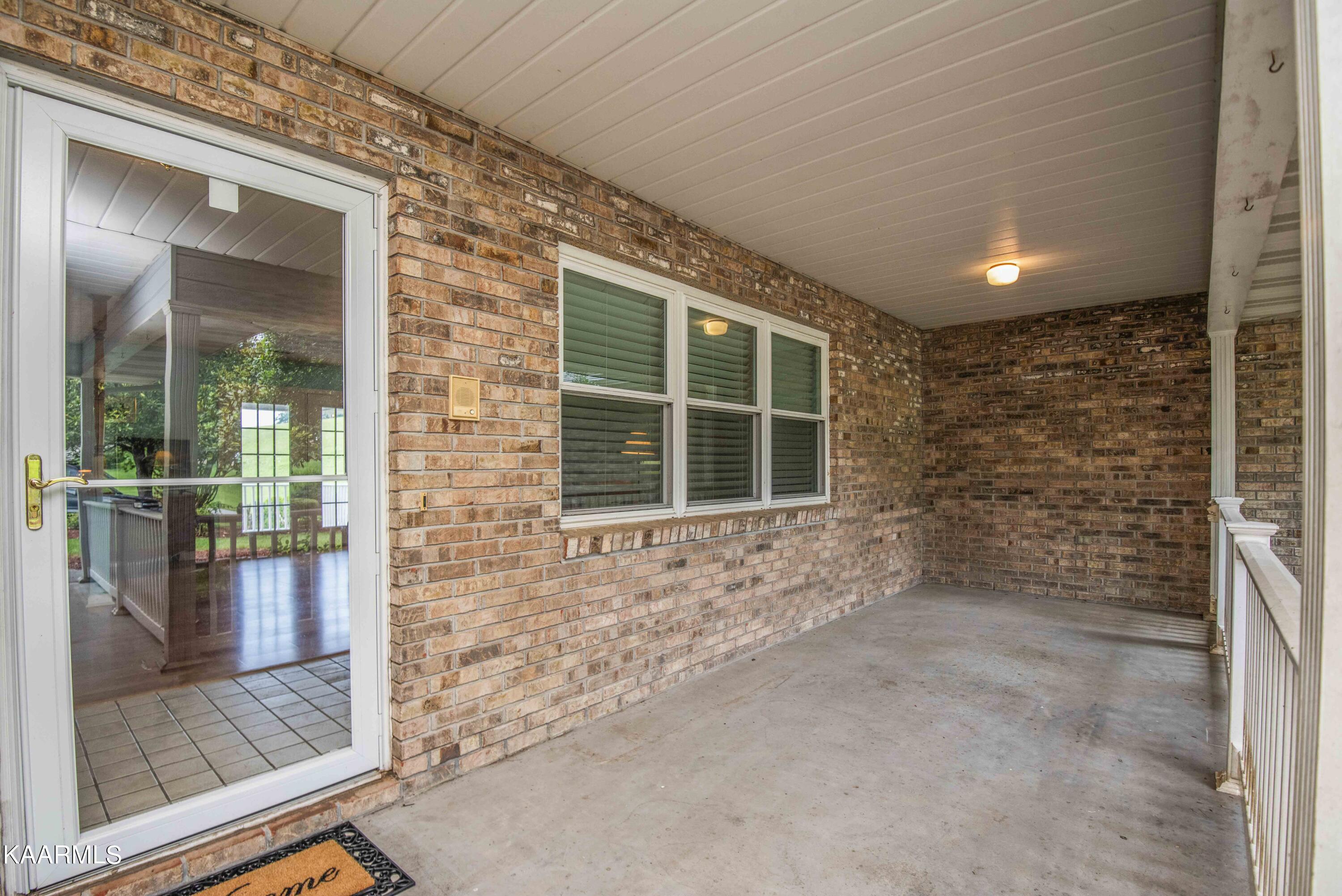 3014 Sugarwood Drive Kodak TN 37764