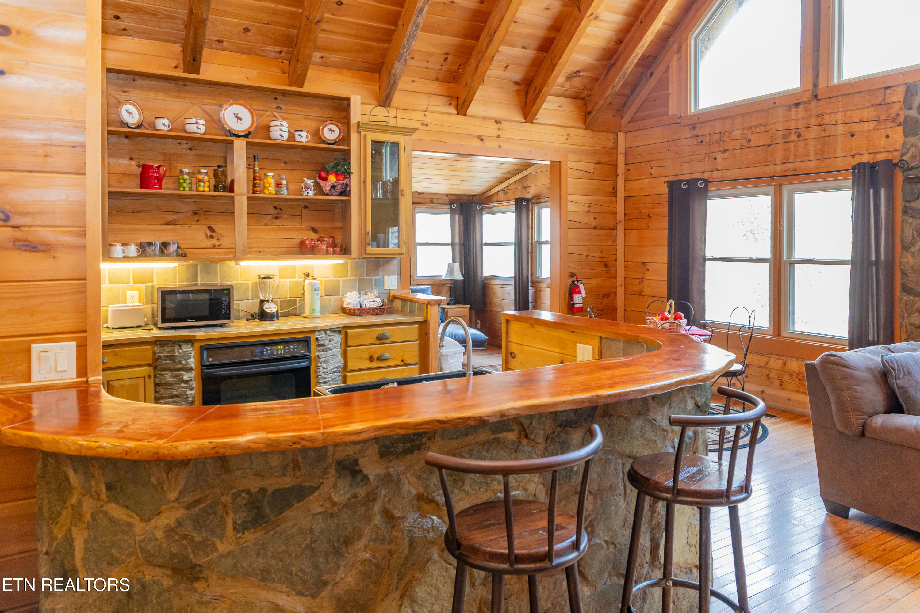 829 Boone Acres Lane Pigeon Forge TN 37863