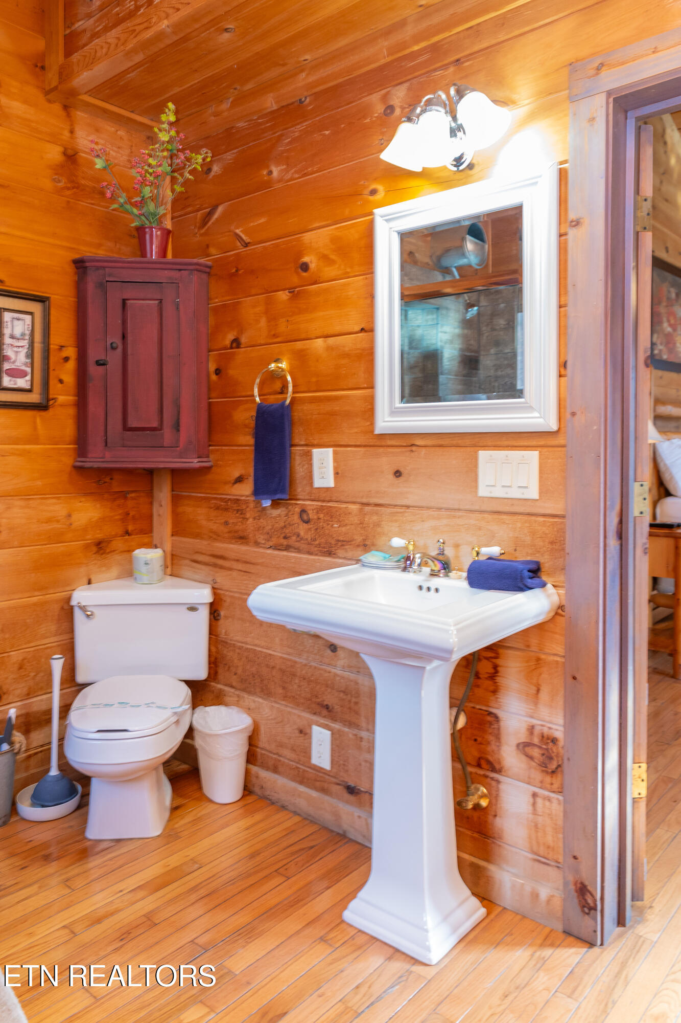 829 Boone Acres Lane Pigeon Forge TN 37863