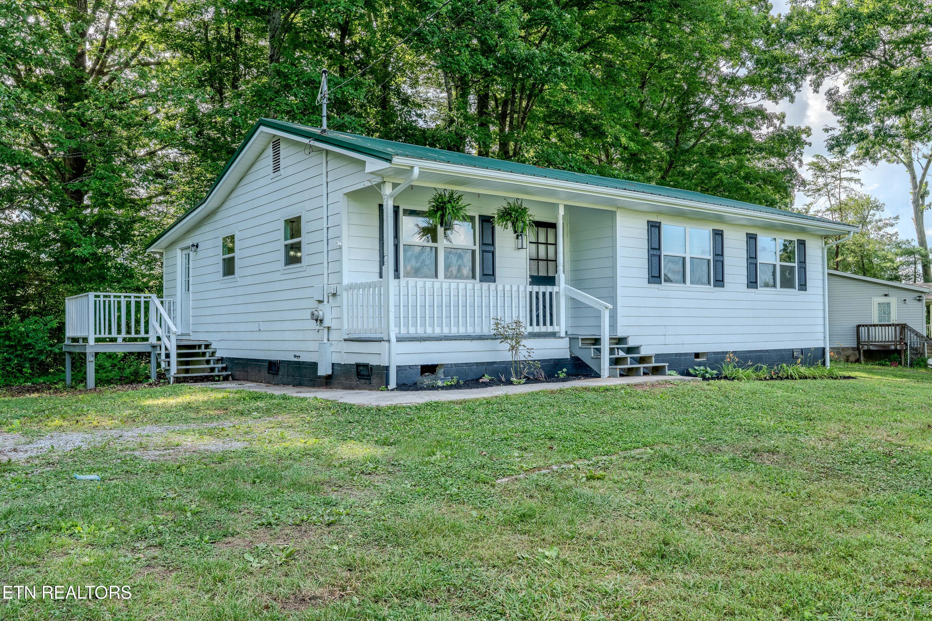 356 Beechwood Lane Clinton TN 37716