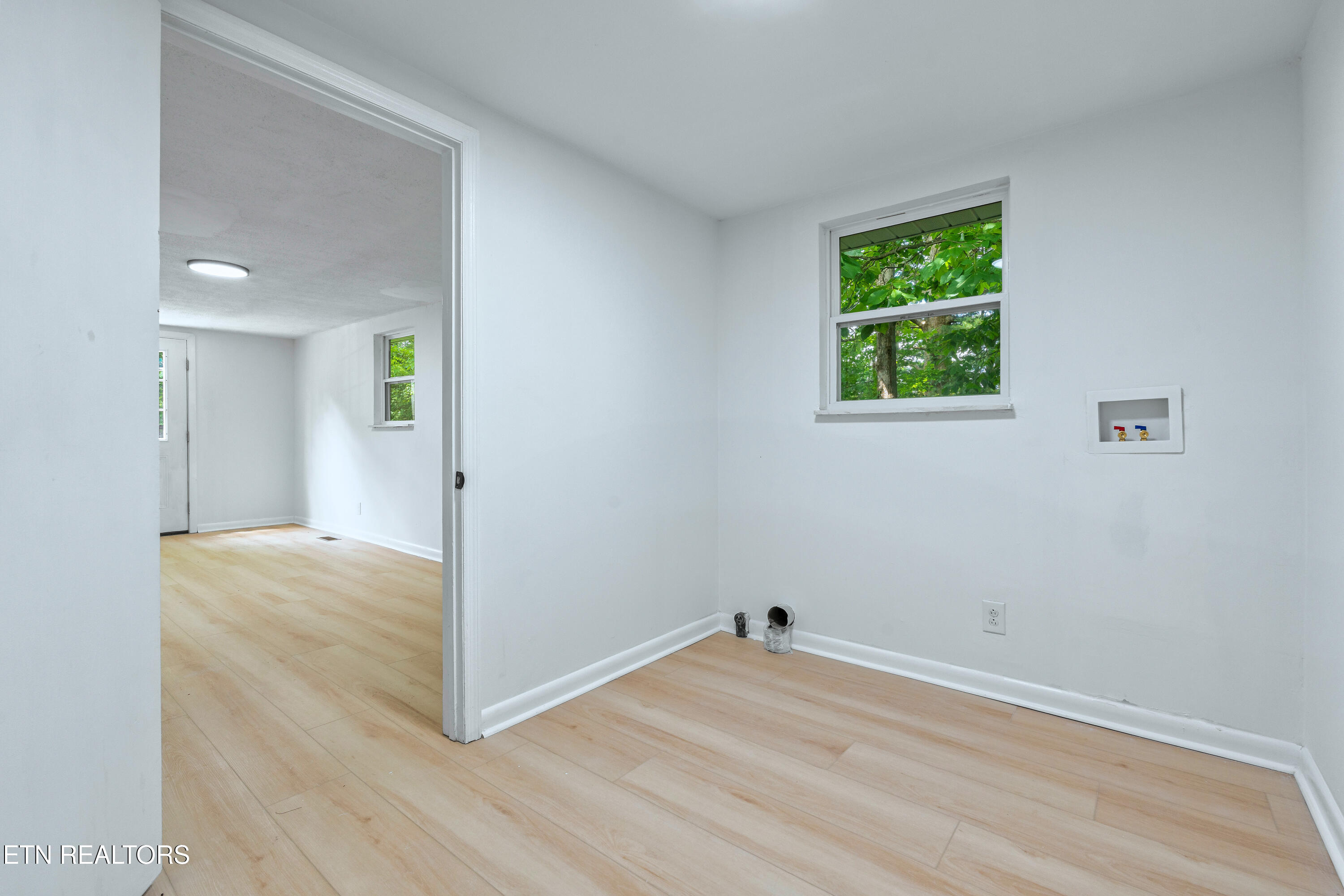 356 Beechwood Lane Clinton TN 37716