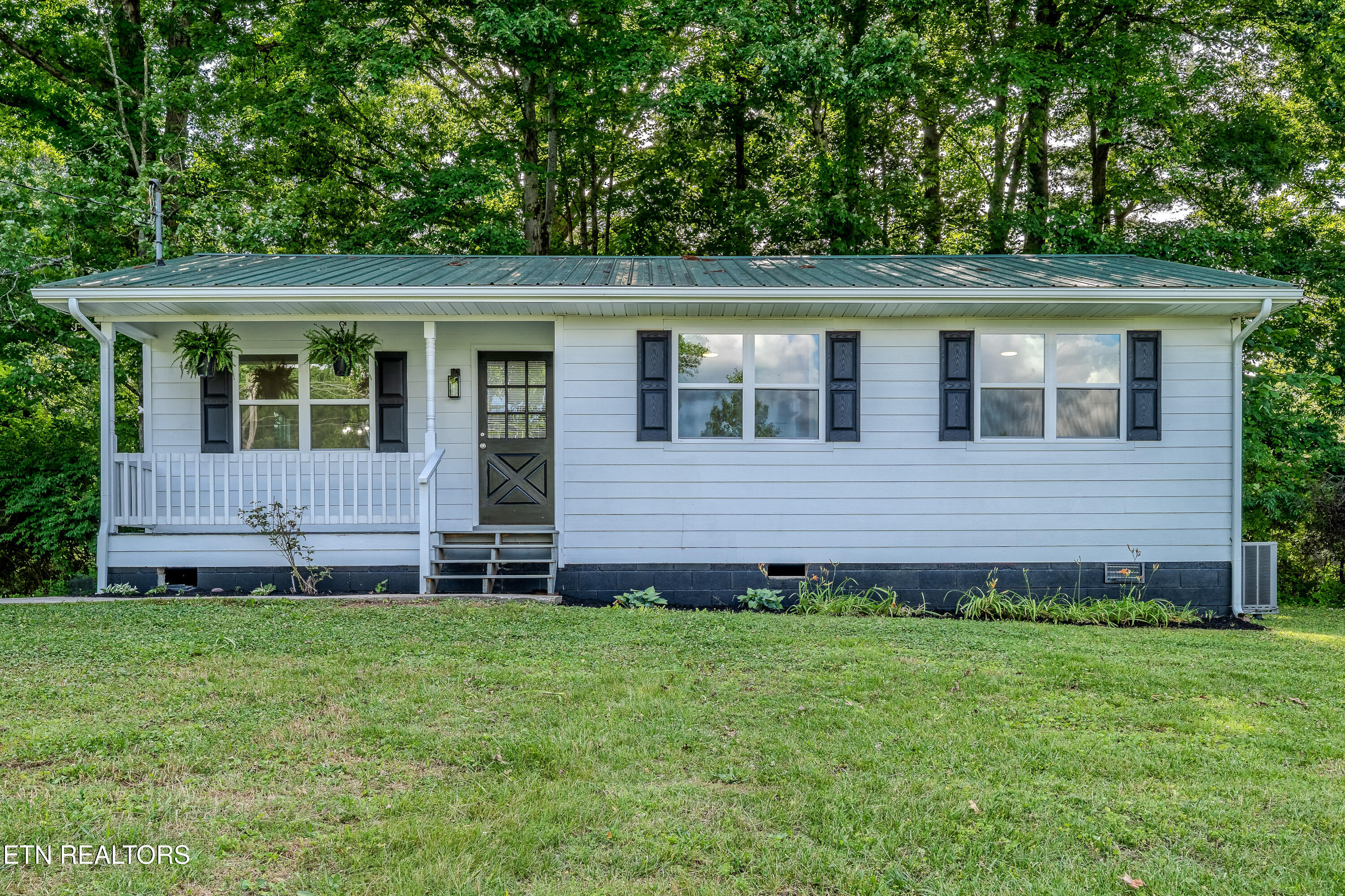 356 Beechwood Lane Clinton TN 37716