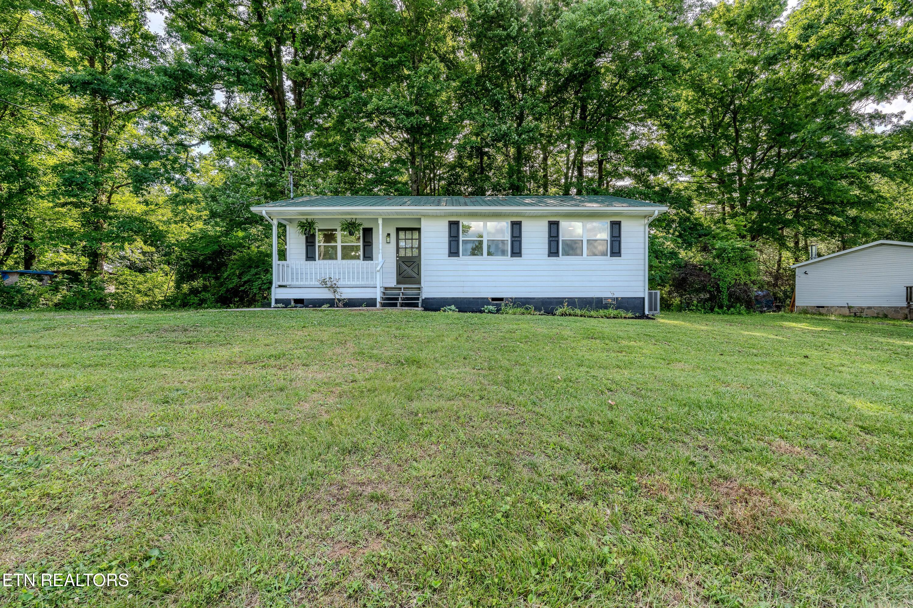 356 Beechwood Lane Clinton TN 37716