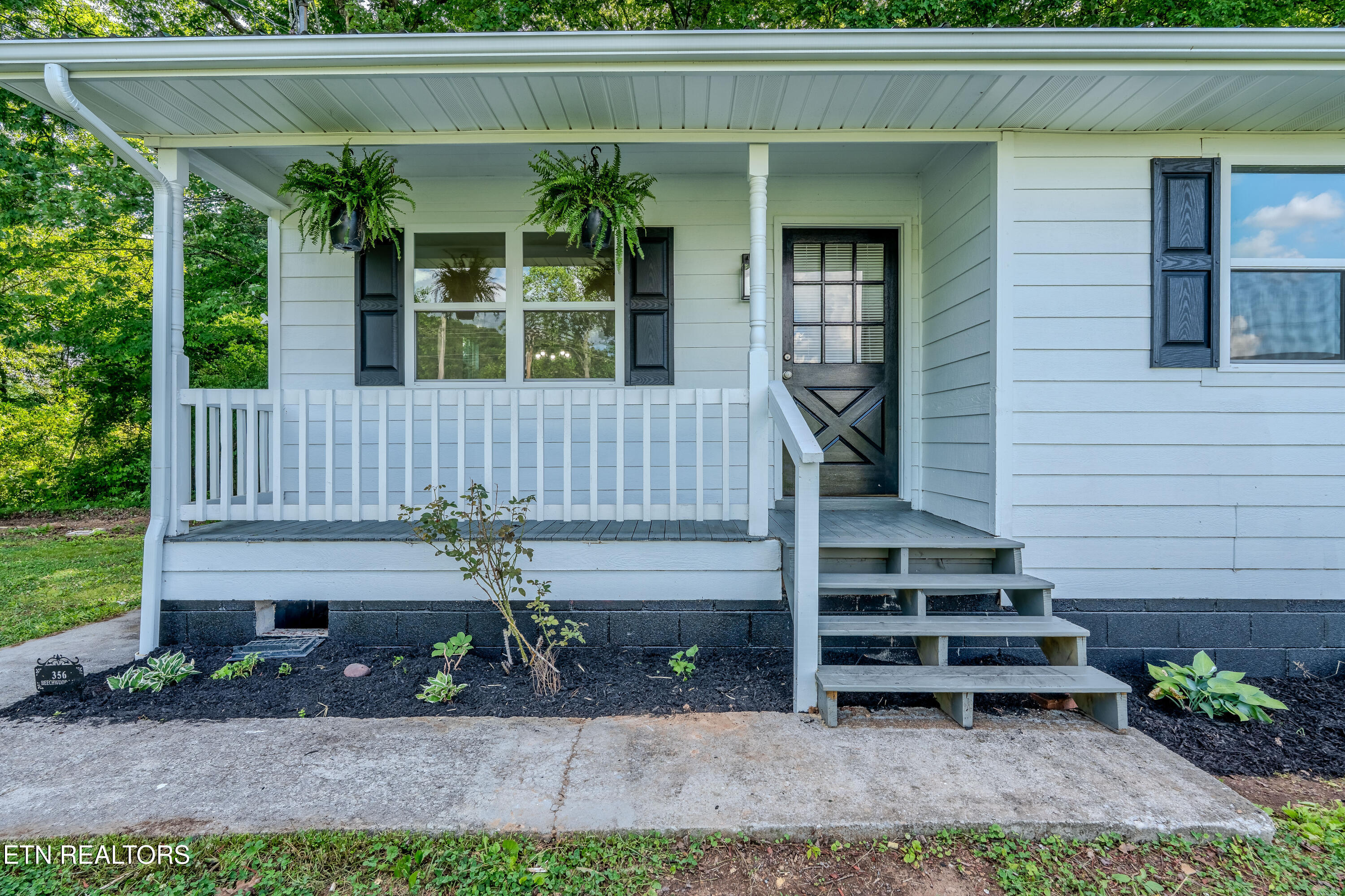 356 Beechwood Lane Clinton TN 37716