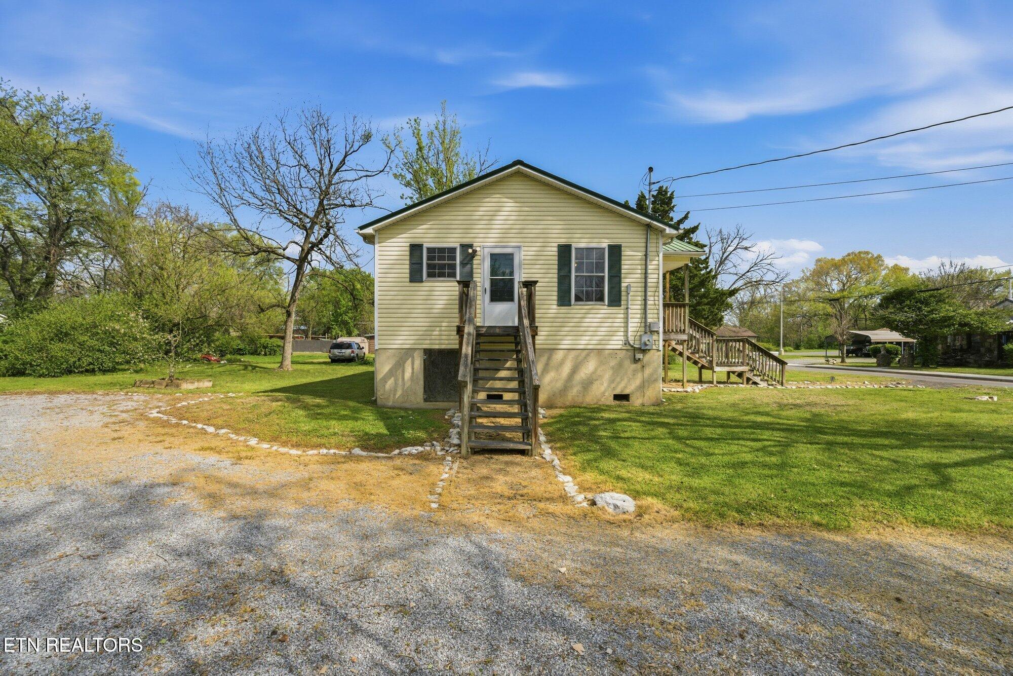231 Henderson Avenue Sevierville TN 37862
