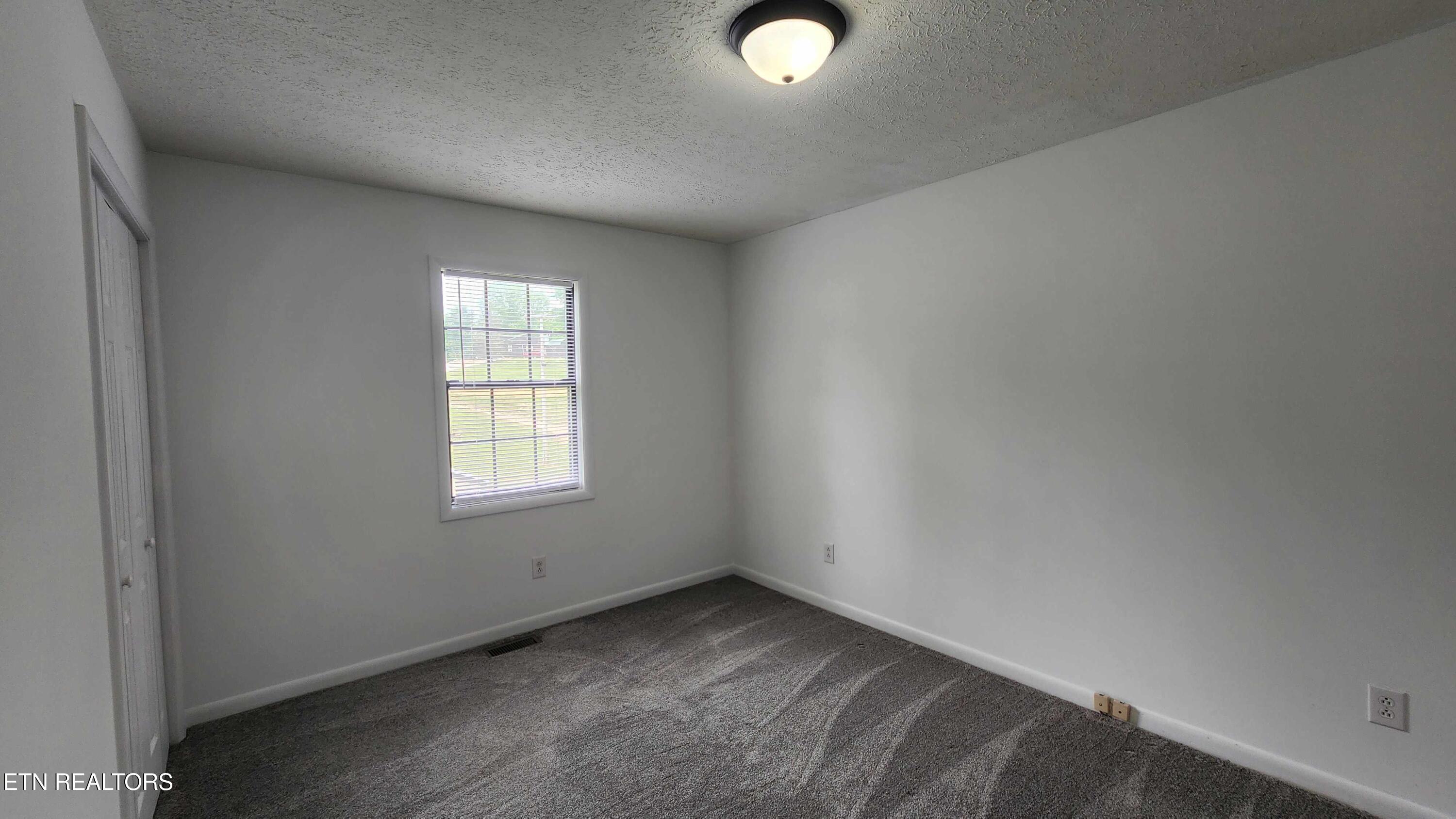 1825 Freehill Road Celina TN 38551
