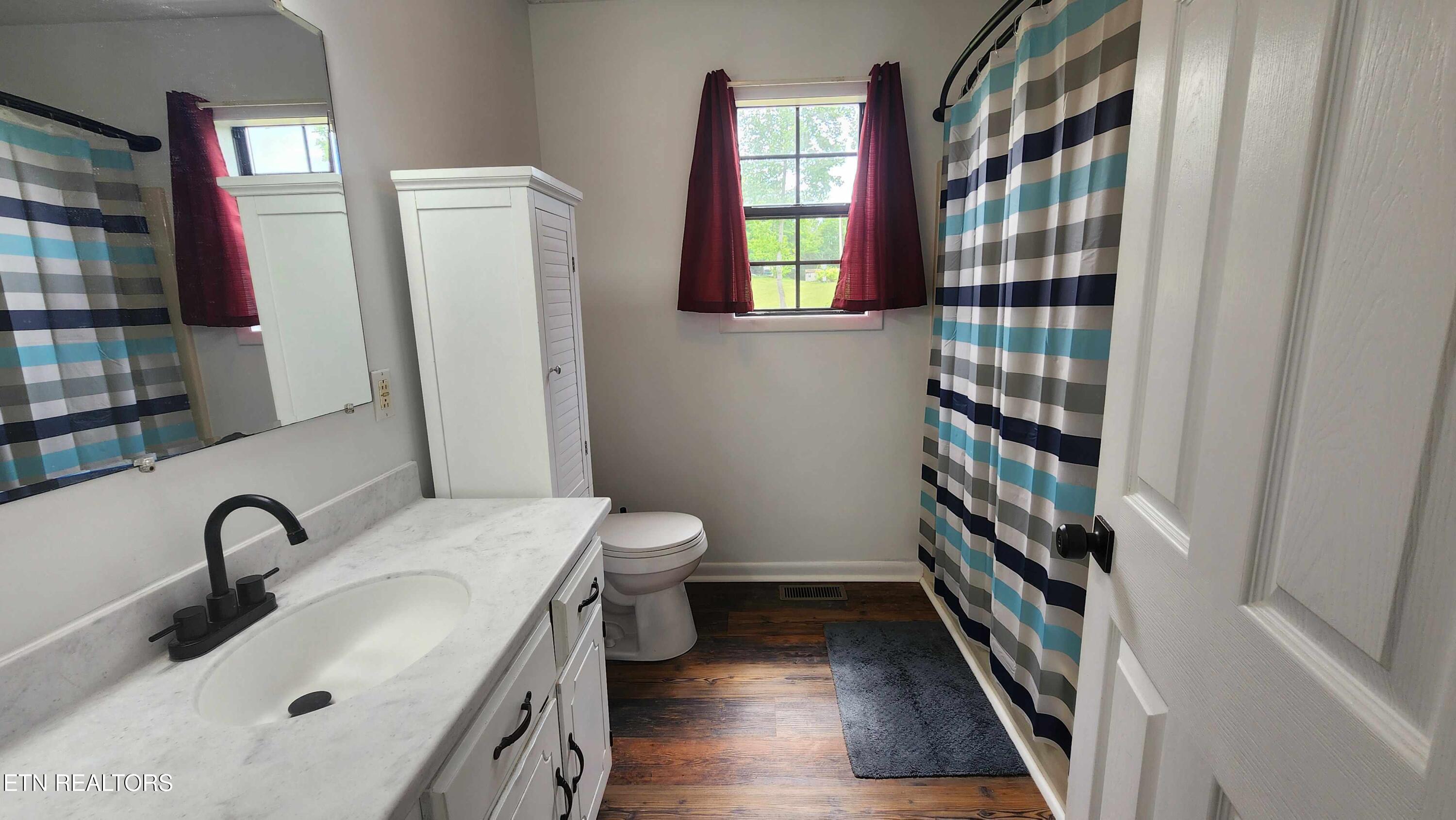 1825 Freehill Road Celina TN 38551