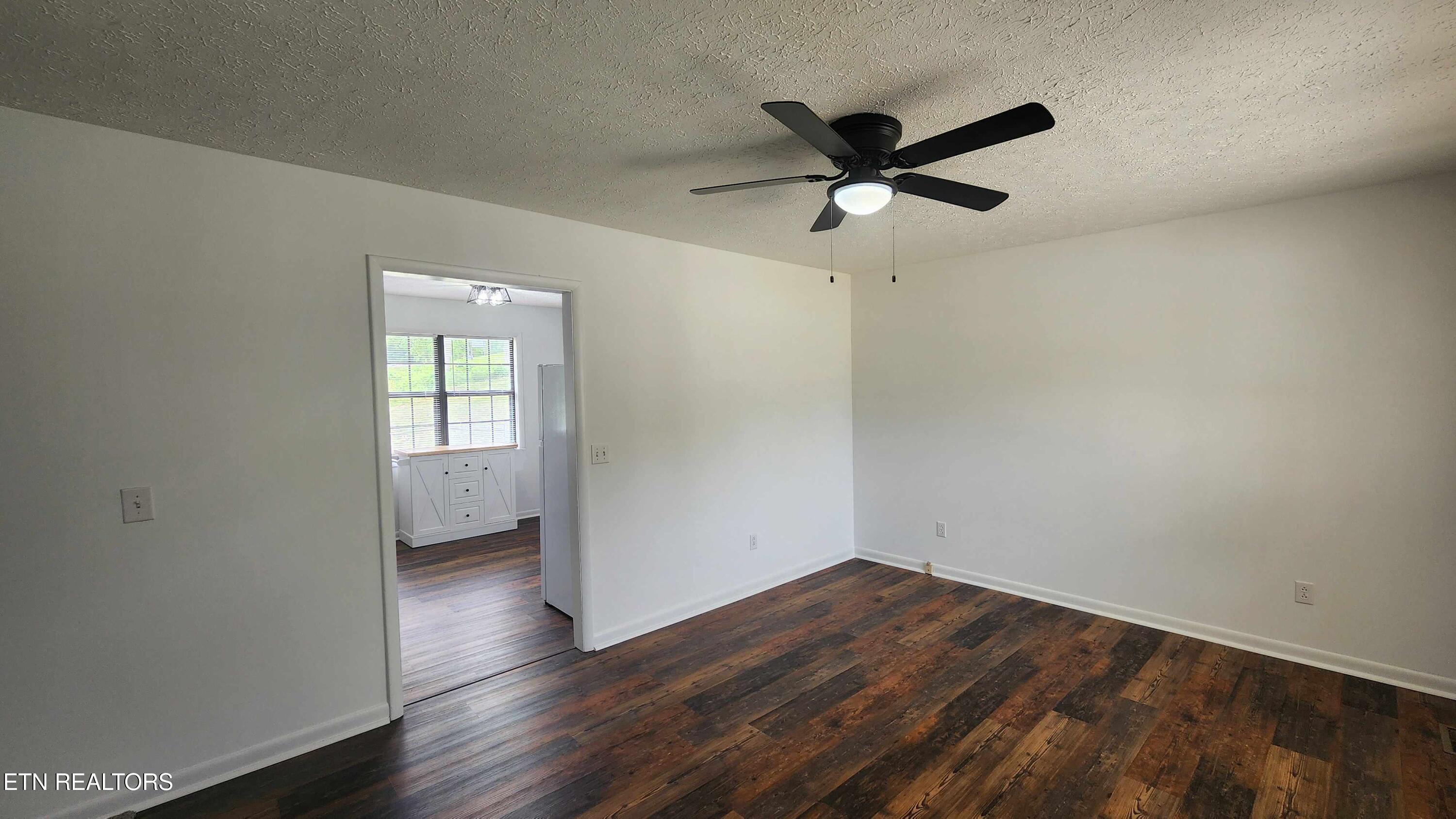 1825 Freehill Road Celina TN 38551
