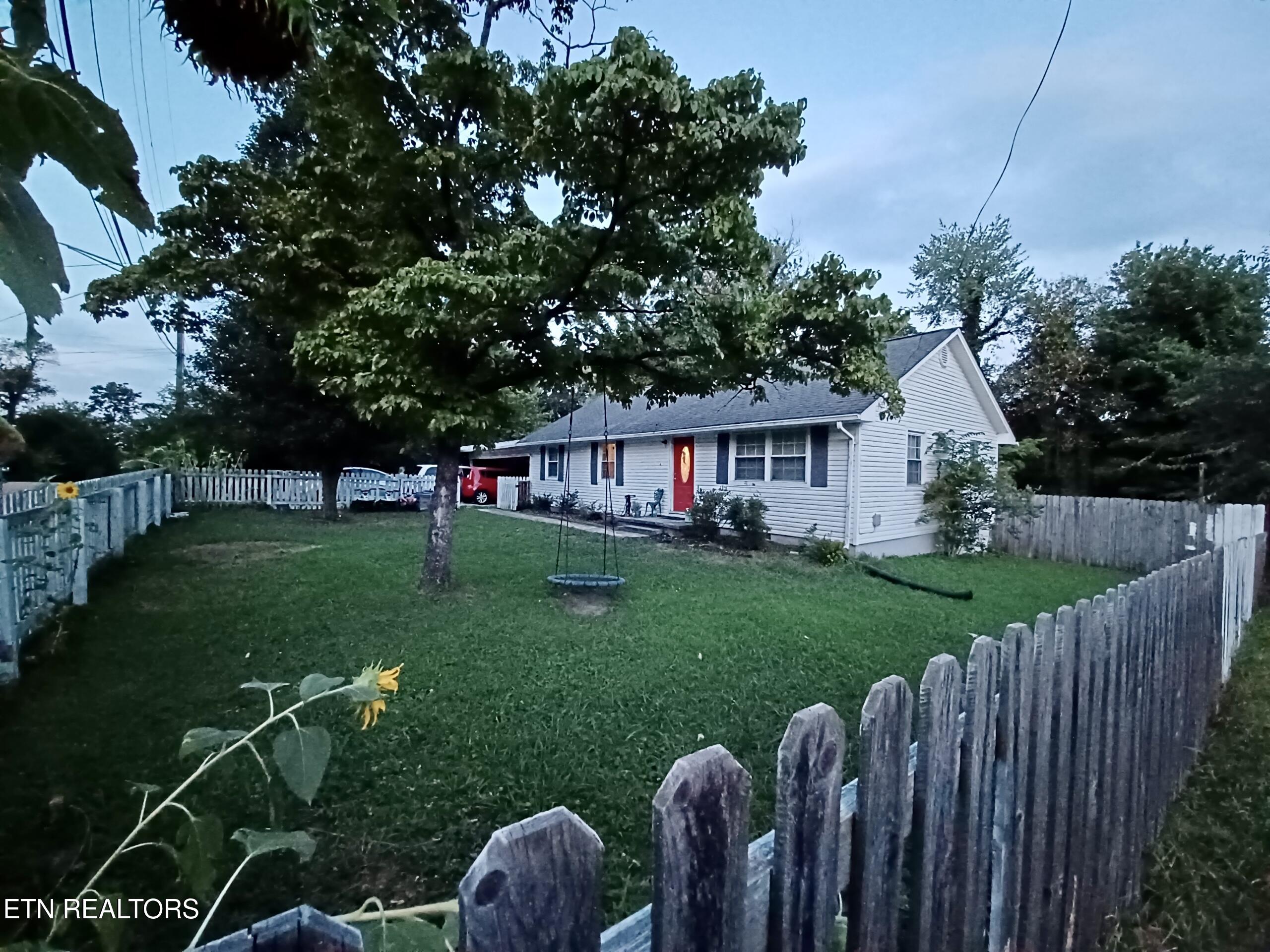 3500 NE Kenilworth Lane Knoxville TN 37914