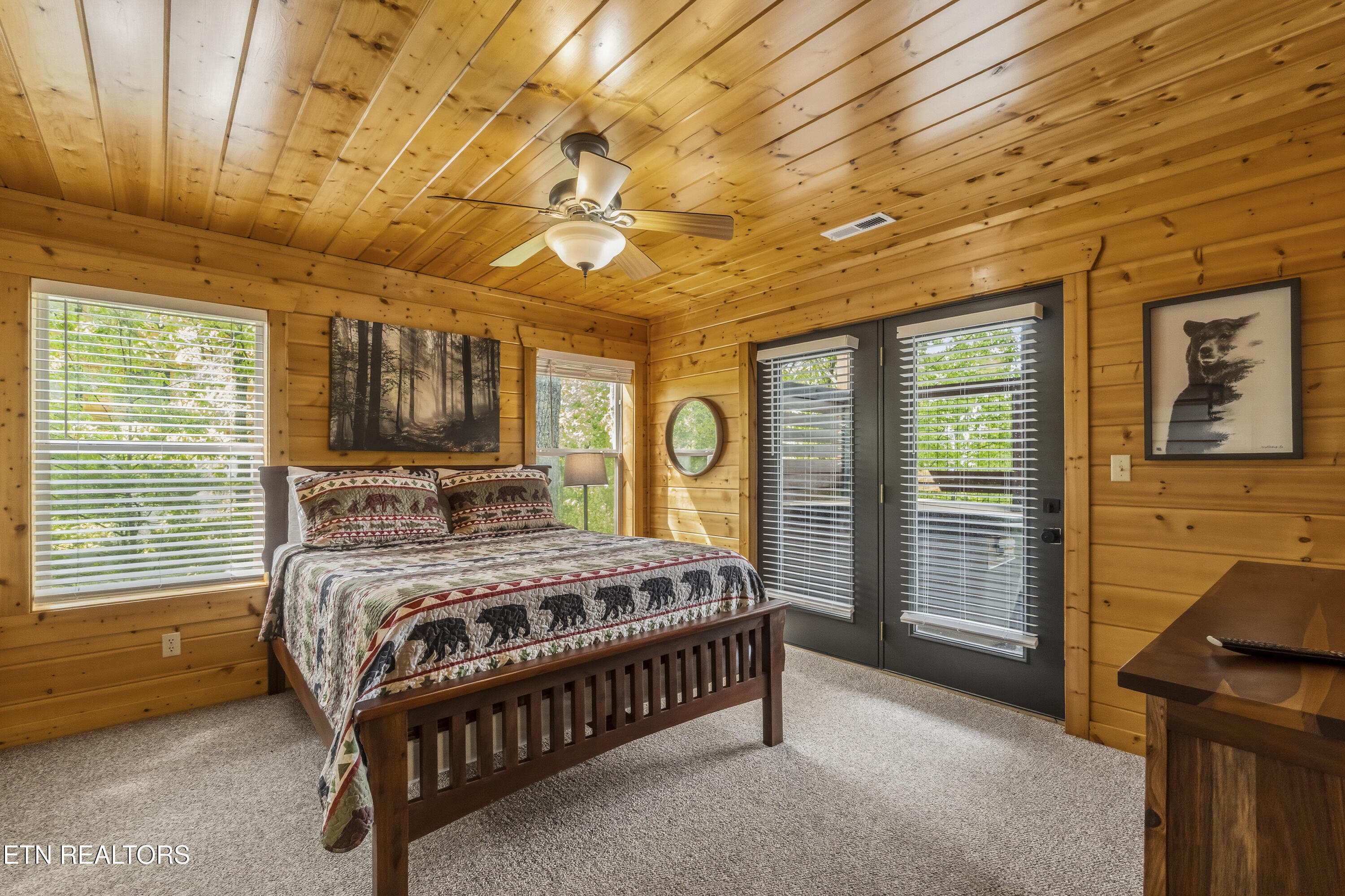 2636 Cloud View Drive Sevierville TN 37862