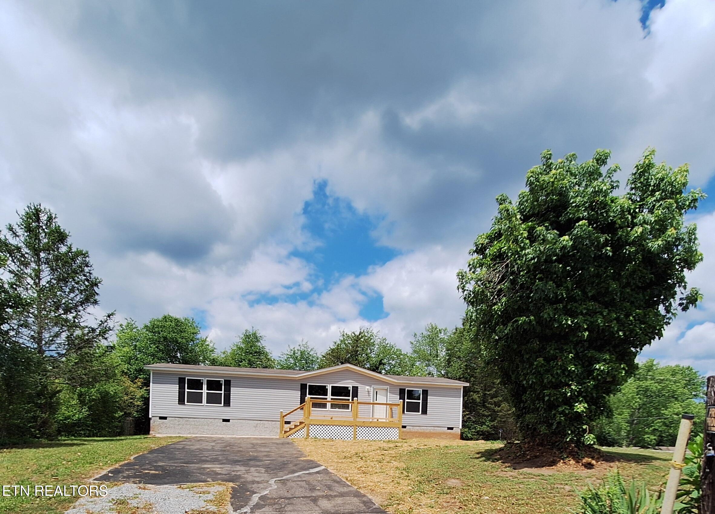 108 County Road 621 Etowah TN 37331