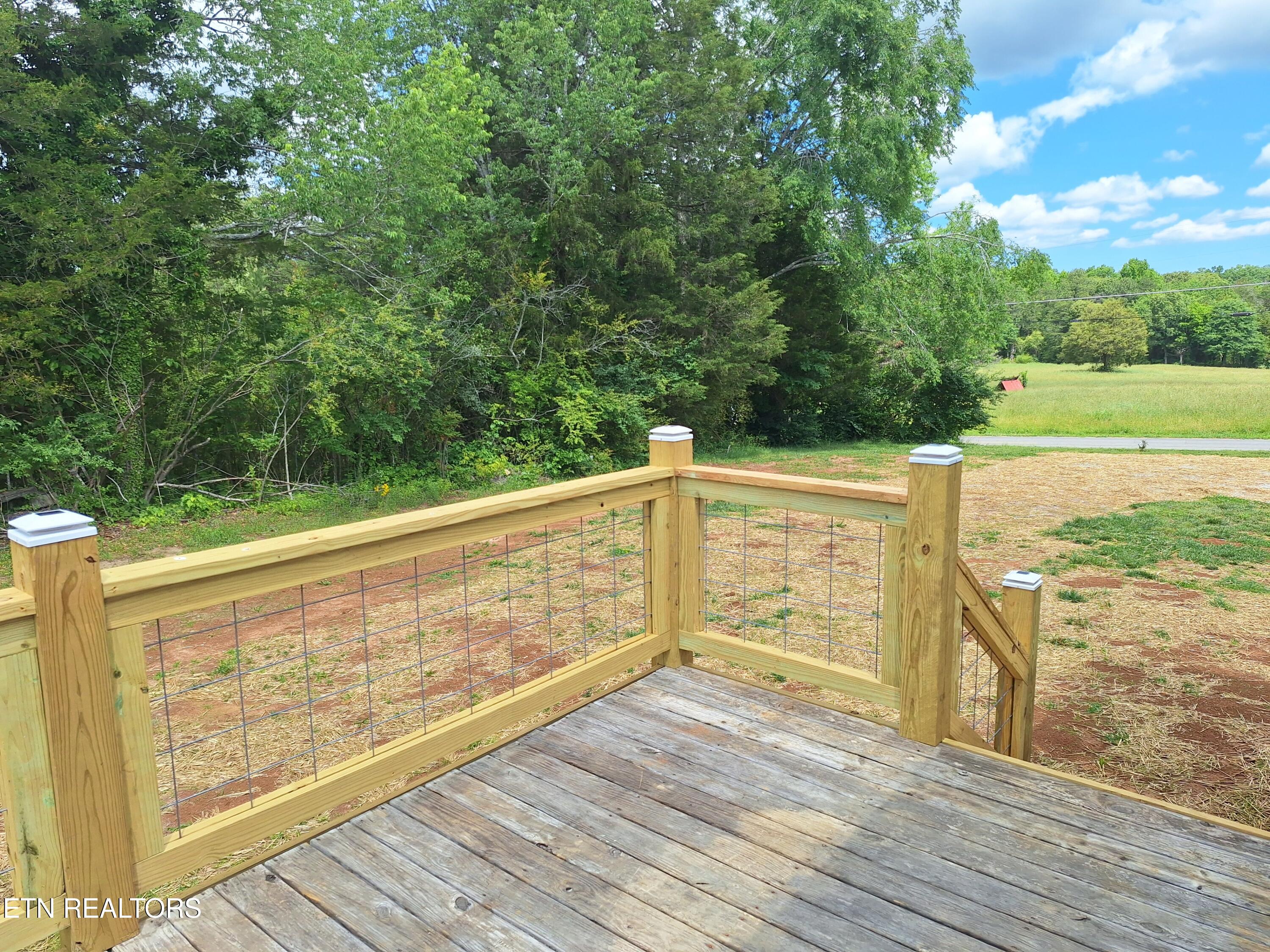 108 County Road 621 Etowah TN 37331