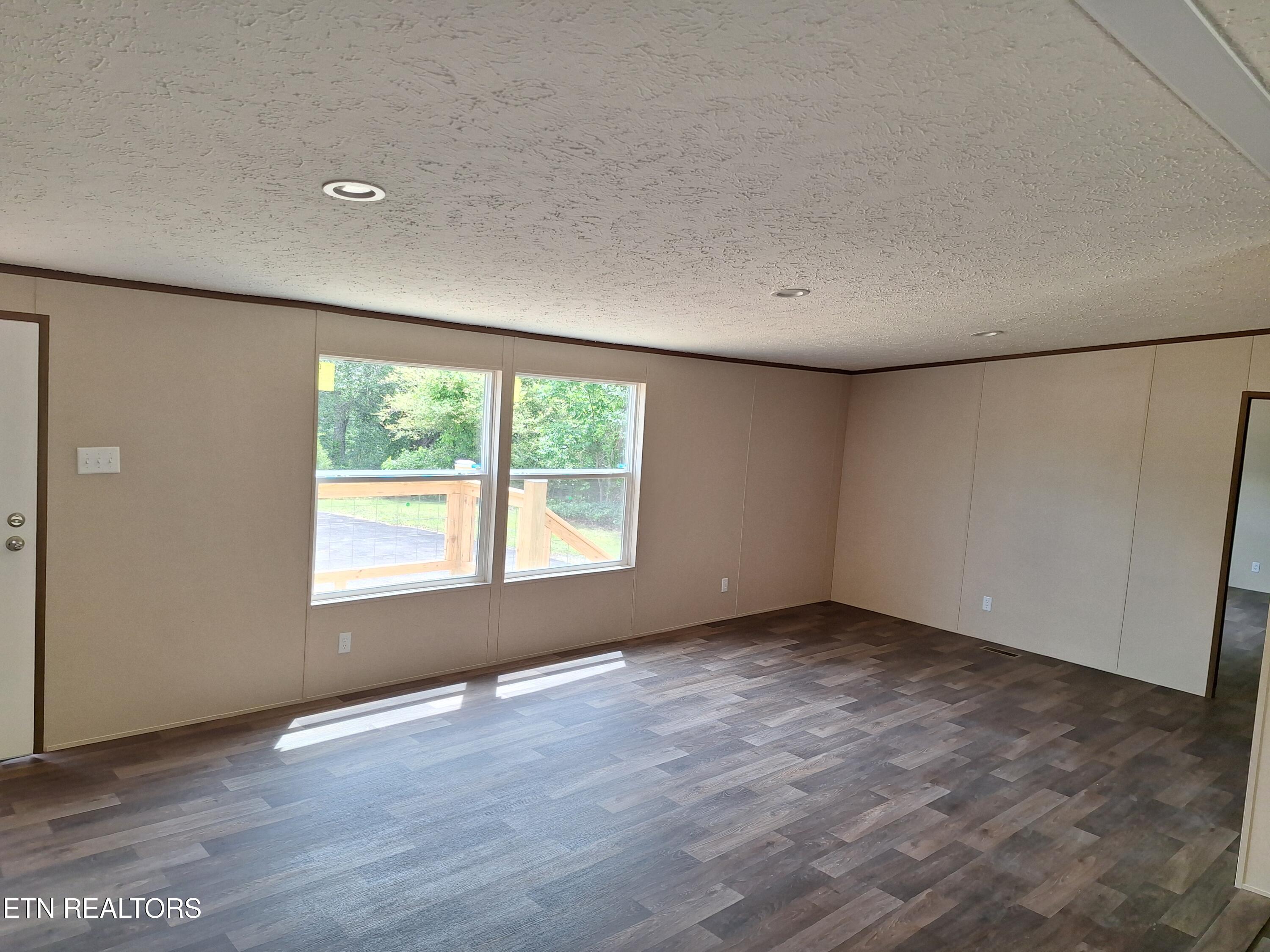 108 County Road 621 Etowah TN 37331