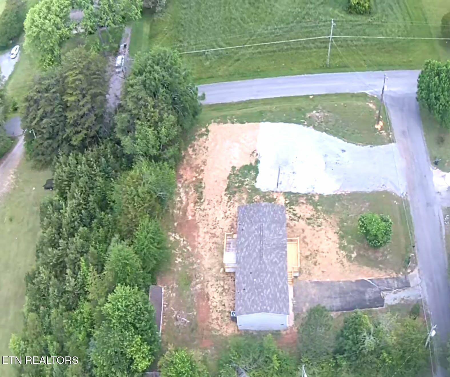 108 County Road 621 Etowah TN 37331