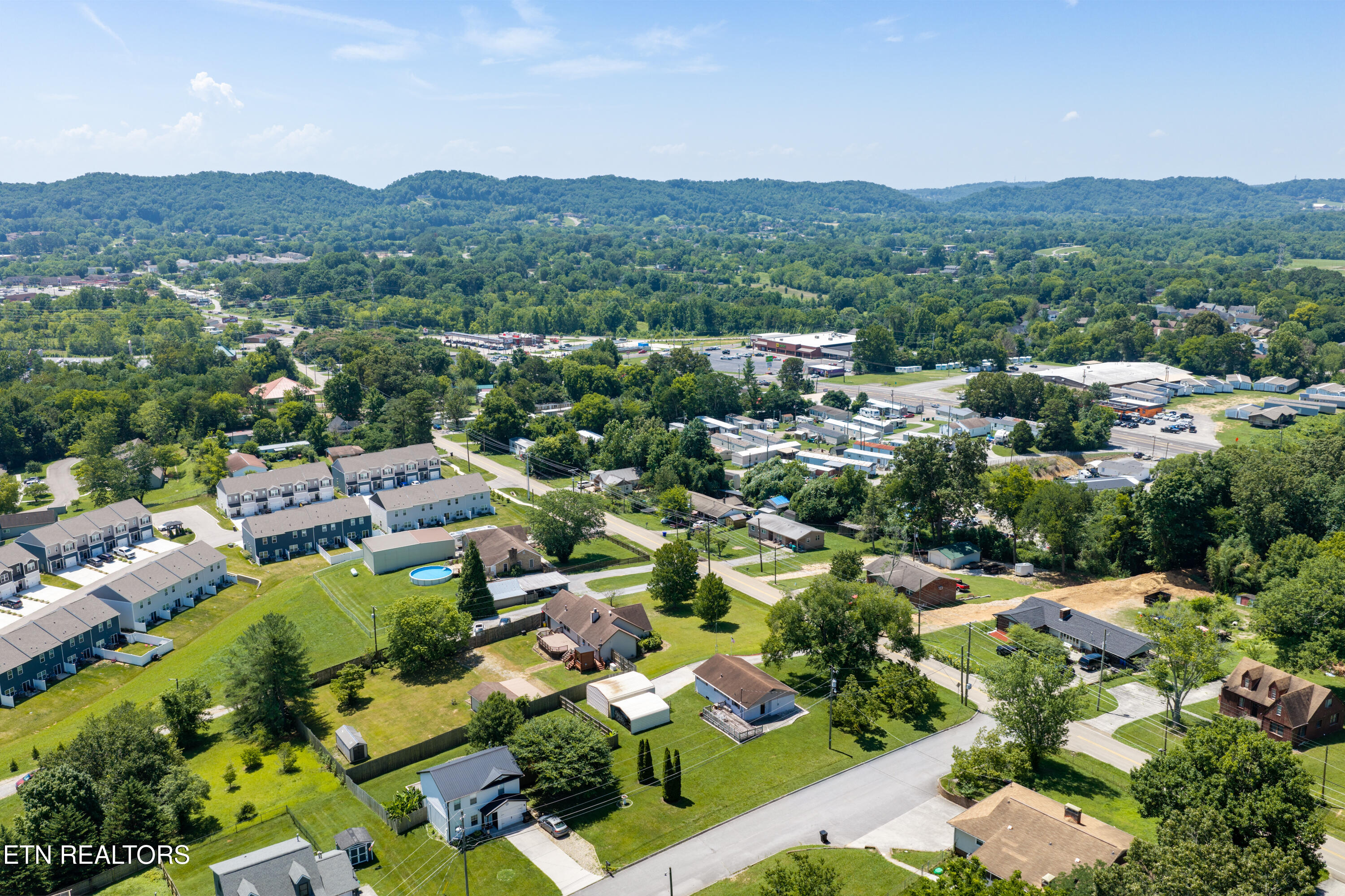 7702 Old Clinton Pike Powell TN 37849