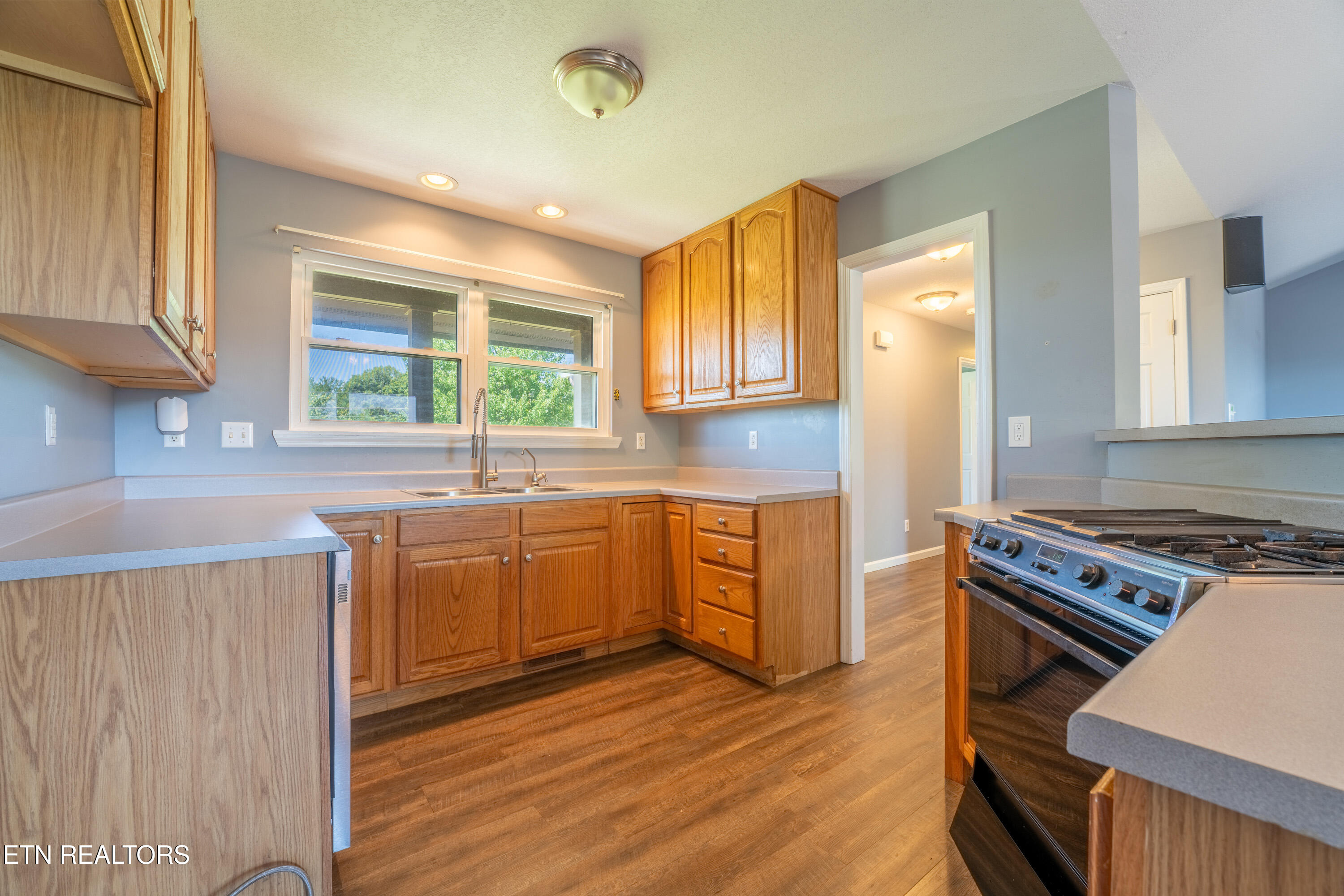 7702 Old Clinton Pike Powell TN 37849