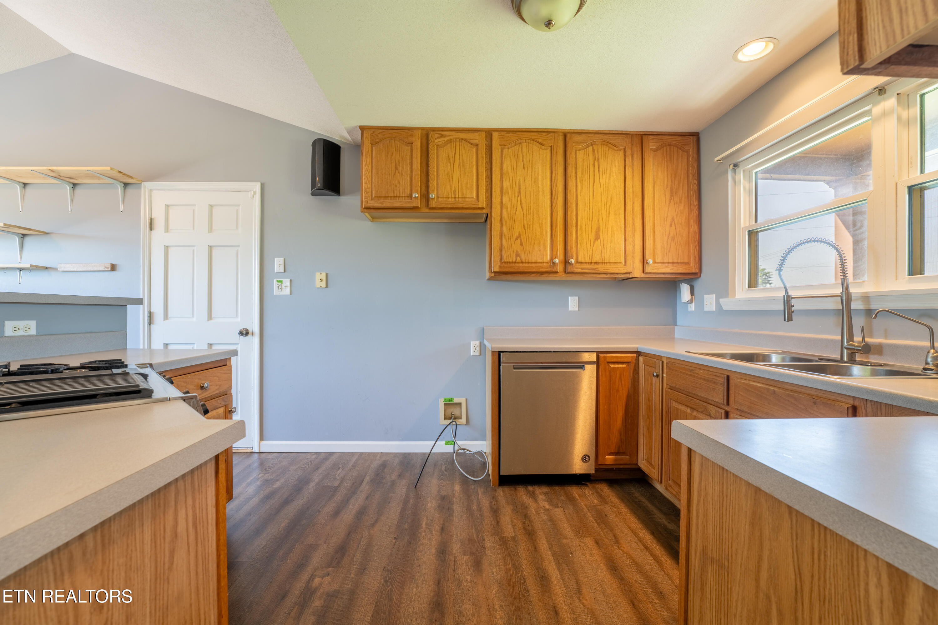 7702 Old Clinton Pike Powell TN 37849