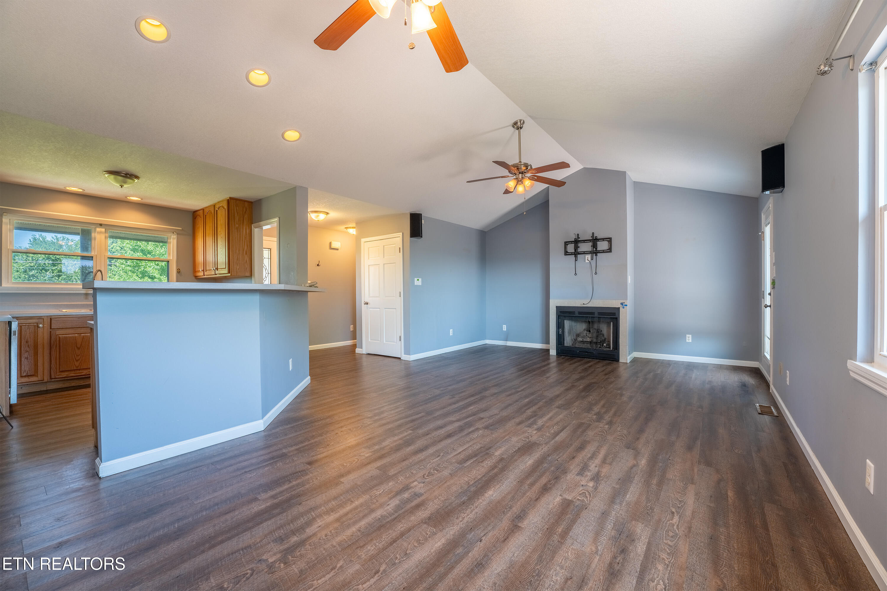 7702 Old Clinton Pike Powell TN 37849