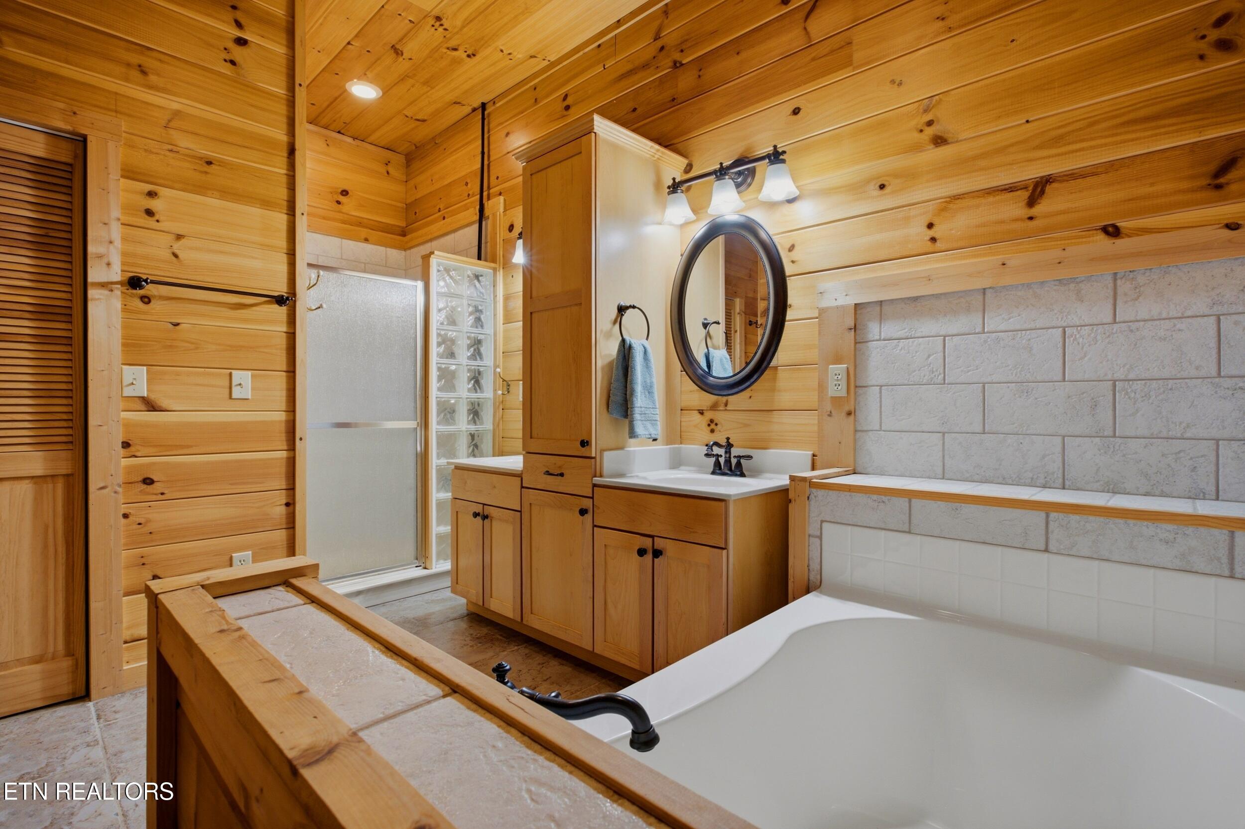4167 Spring Creek Way Sevierville TN 37876