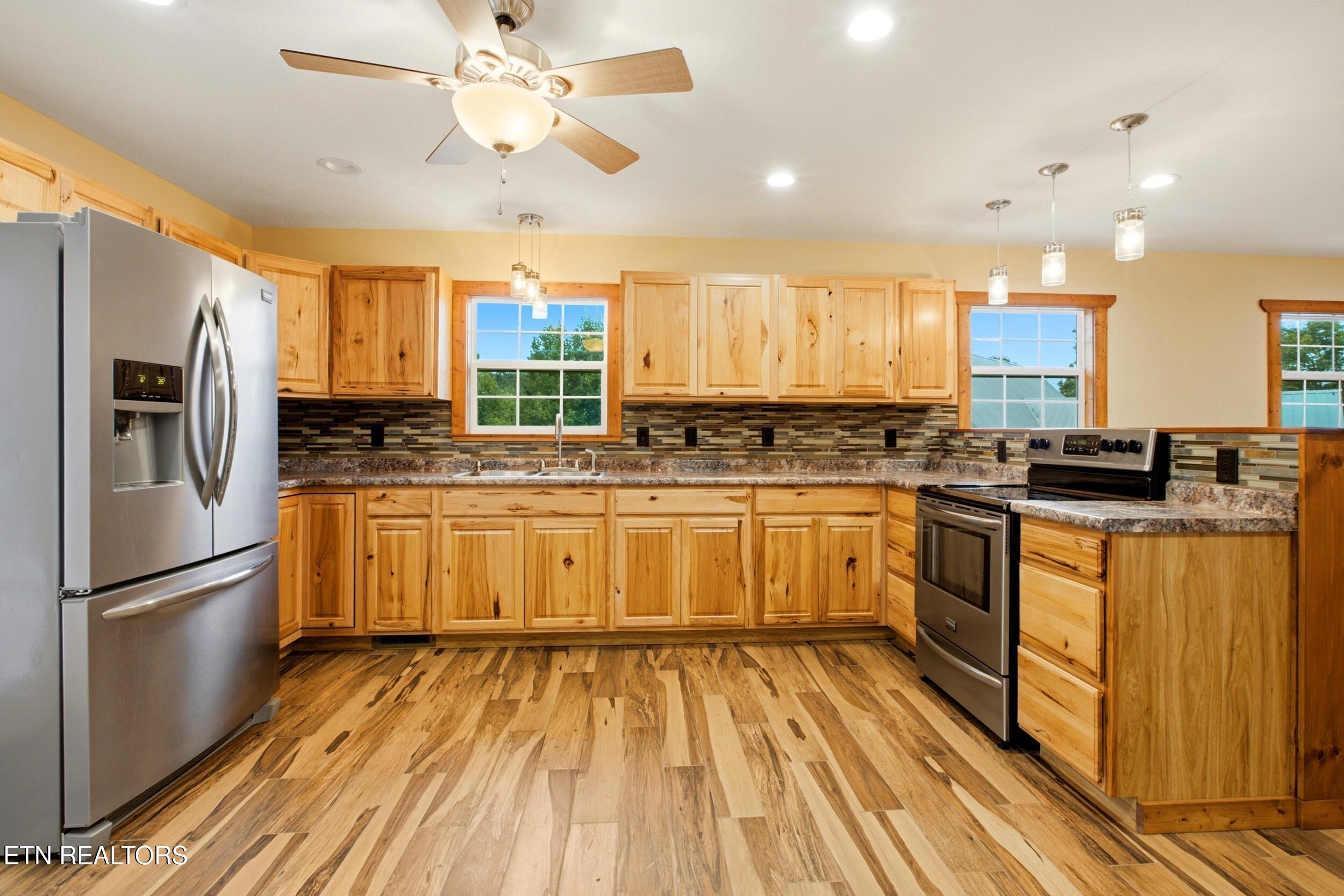 4167 Spring Creek Way Sevierville TN 37876