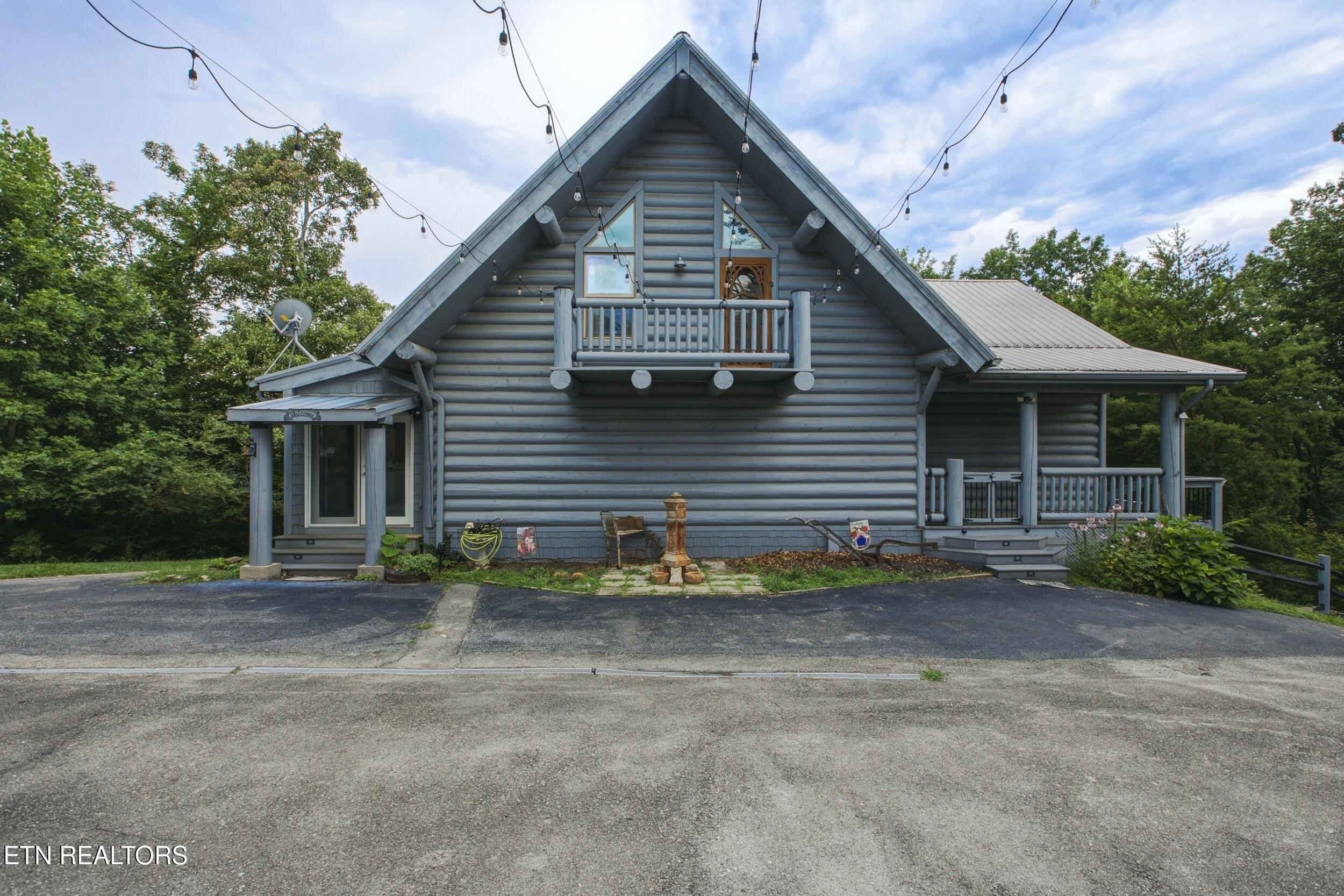 4167 Spring Creek Way Sevierville TN 37876