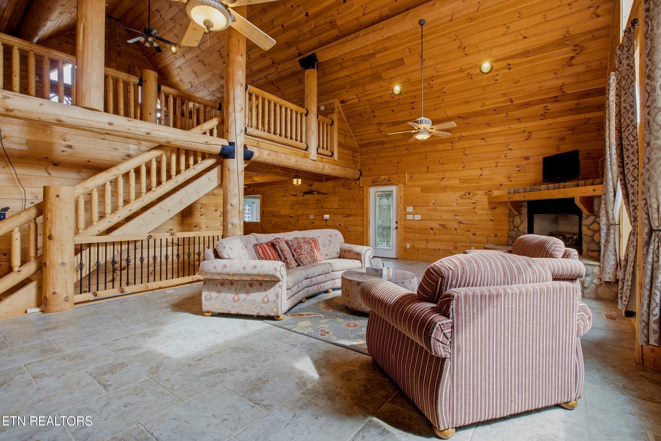 4167 Spring Creek Way Sevierville TN 37876