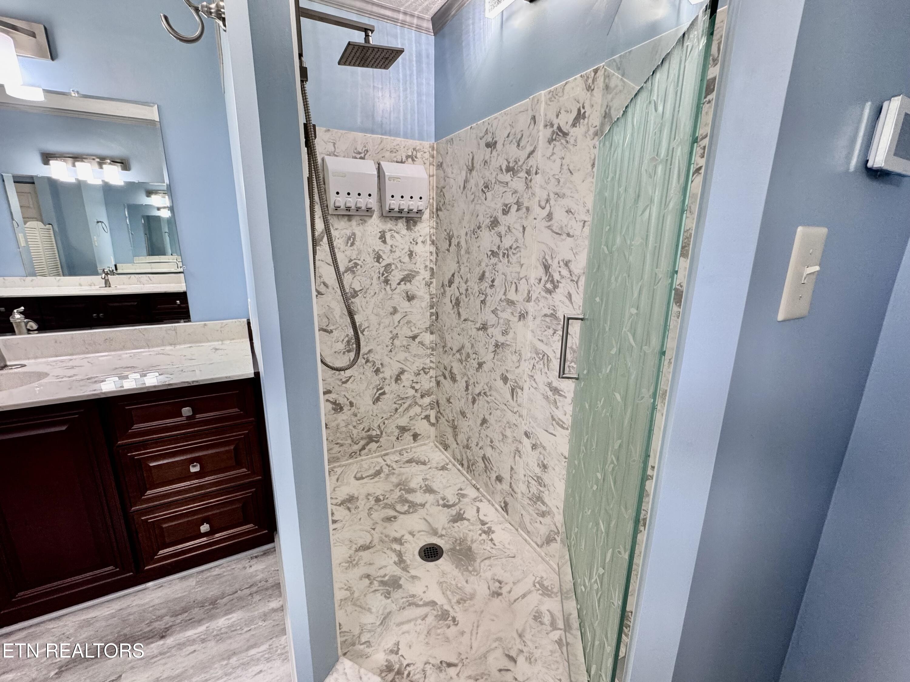1017 Peterson Lane Maryville TN 37803