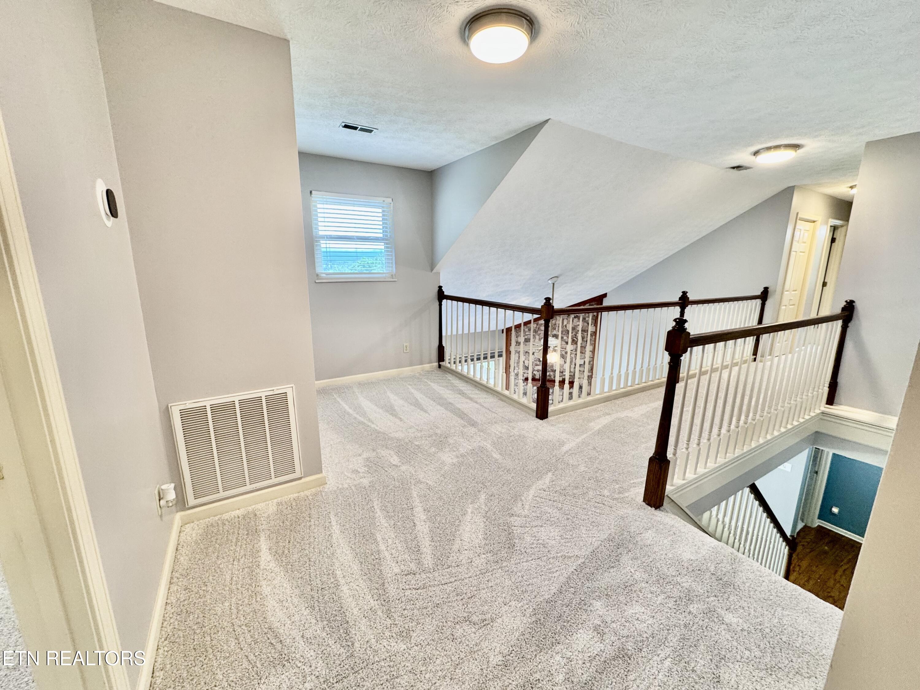 1017 Peterson Lane Maryville TN 37803