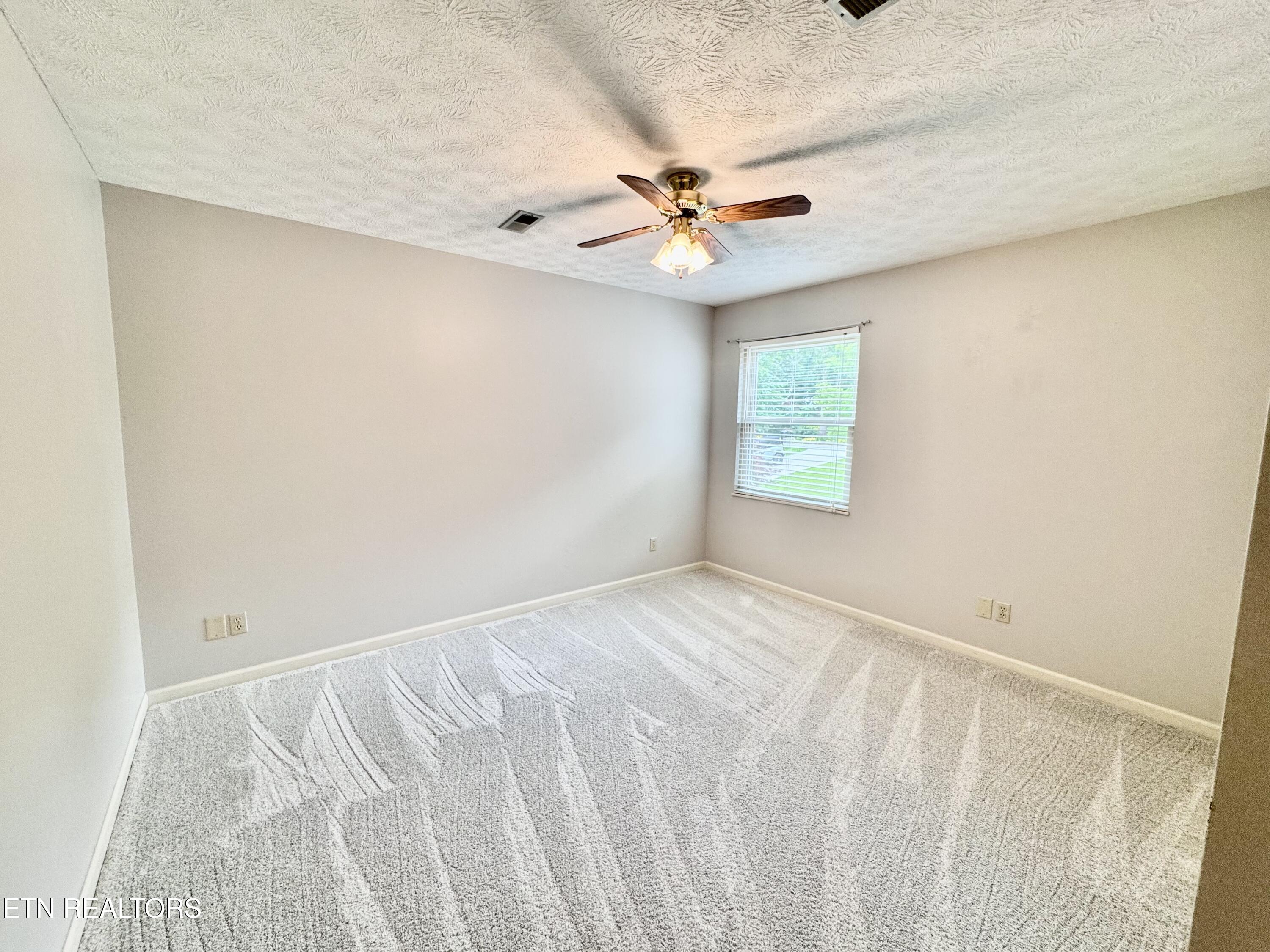 1017 Peterson Lane Maryville TN 37803