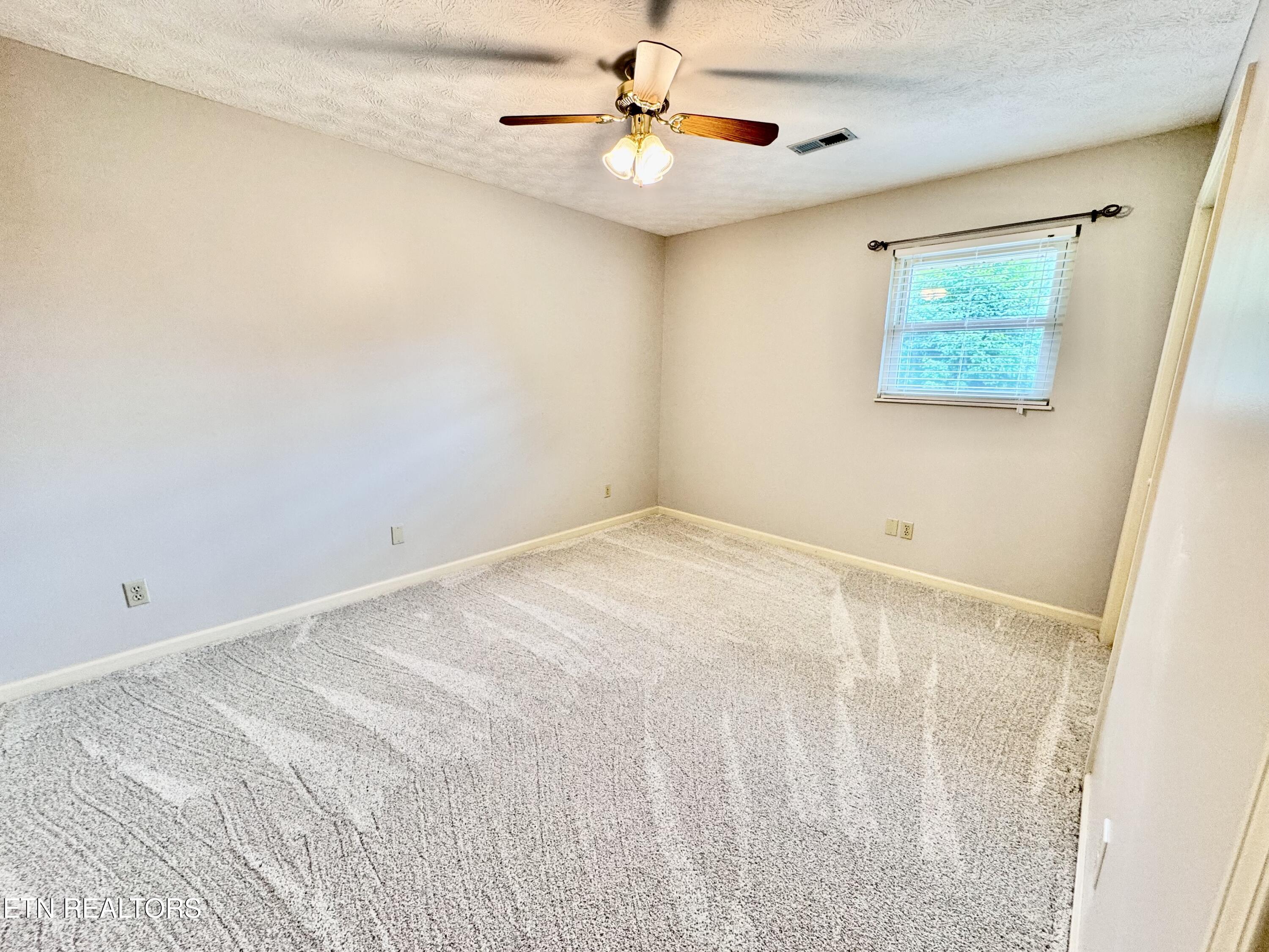 1017 Peterson Lane Maryville TN 37803