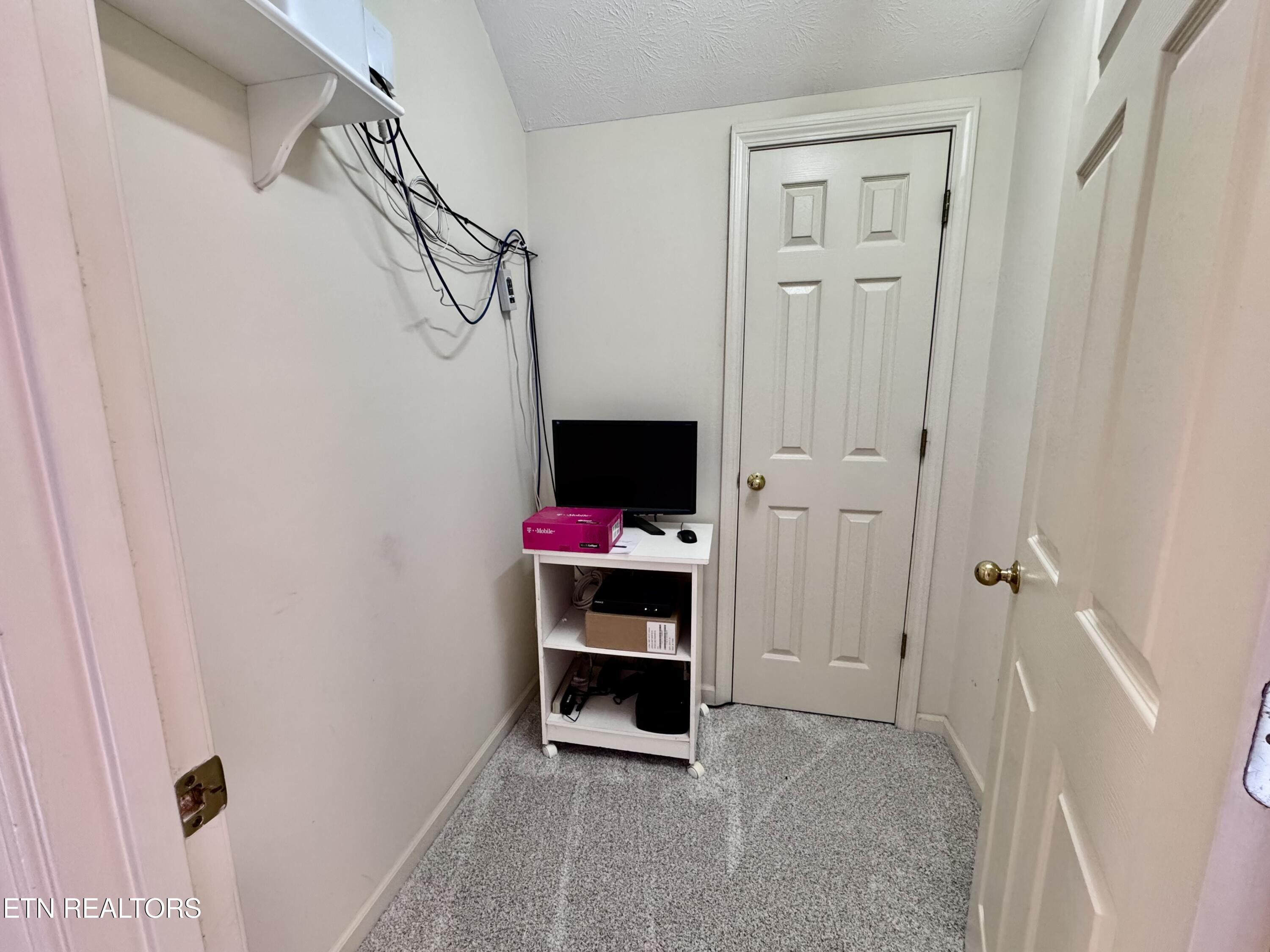 1017 Peterson Lane Maryville TN 37803