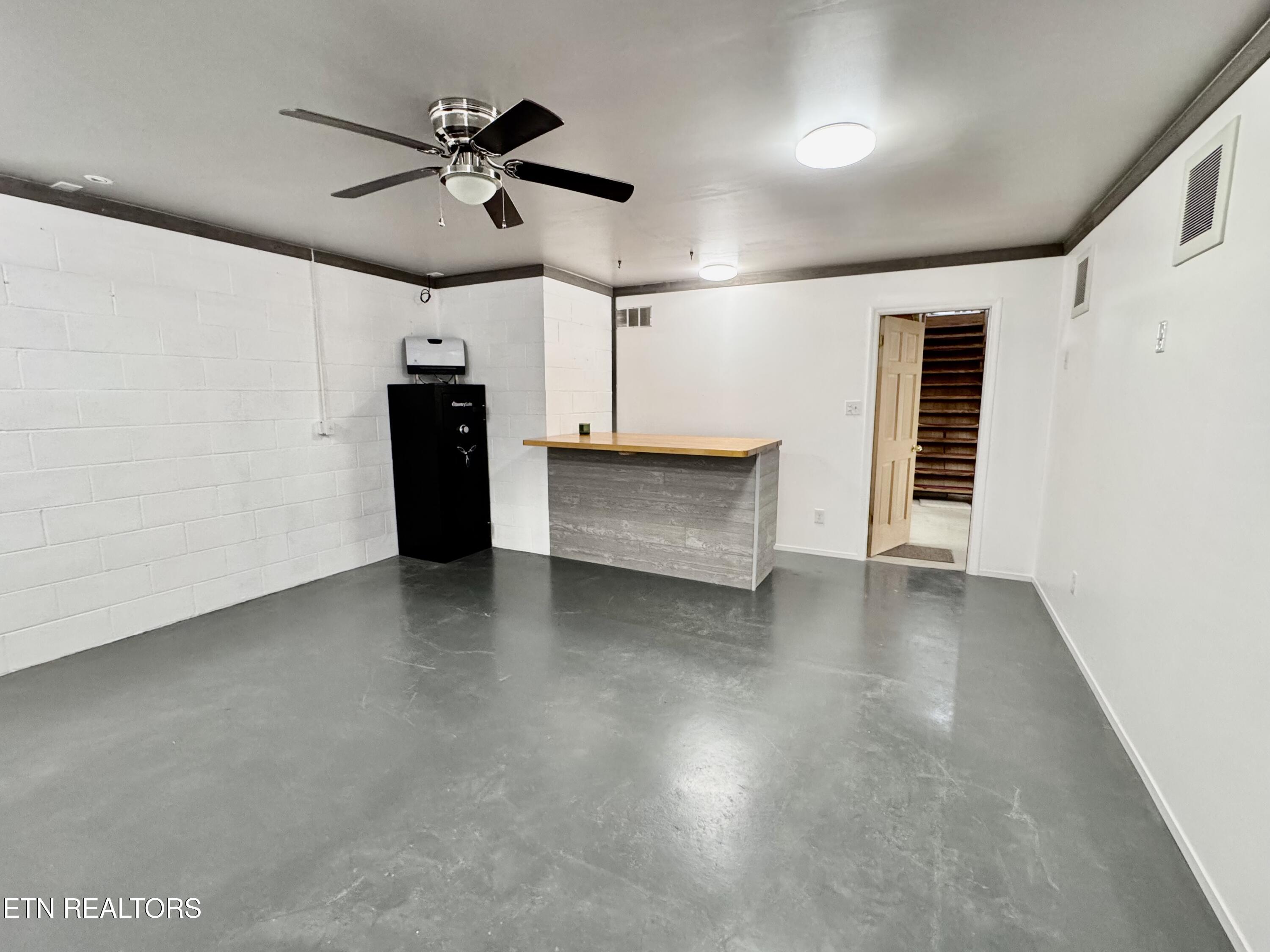 1017 Peterson Lane Maryville TN 37803